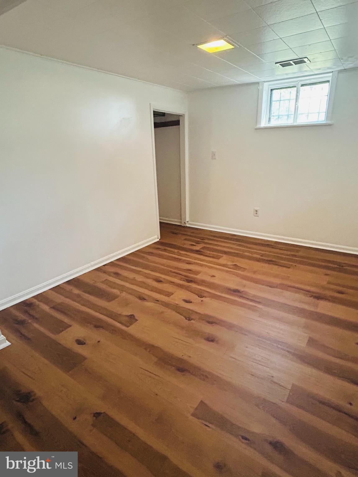 MURRAY HILL - Residential