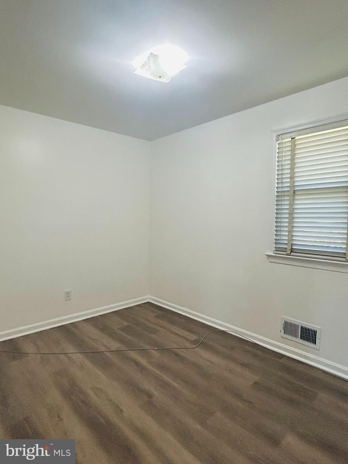 MURRAY HILL - Residential