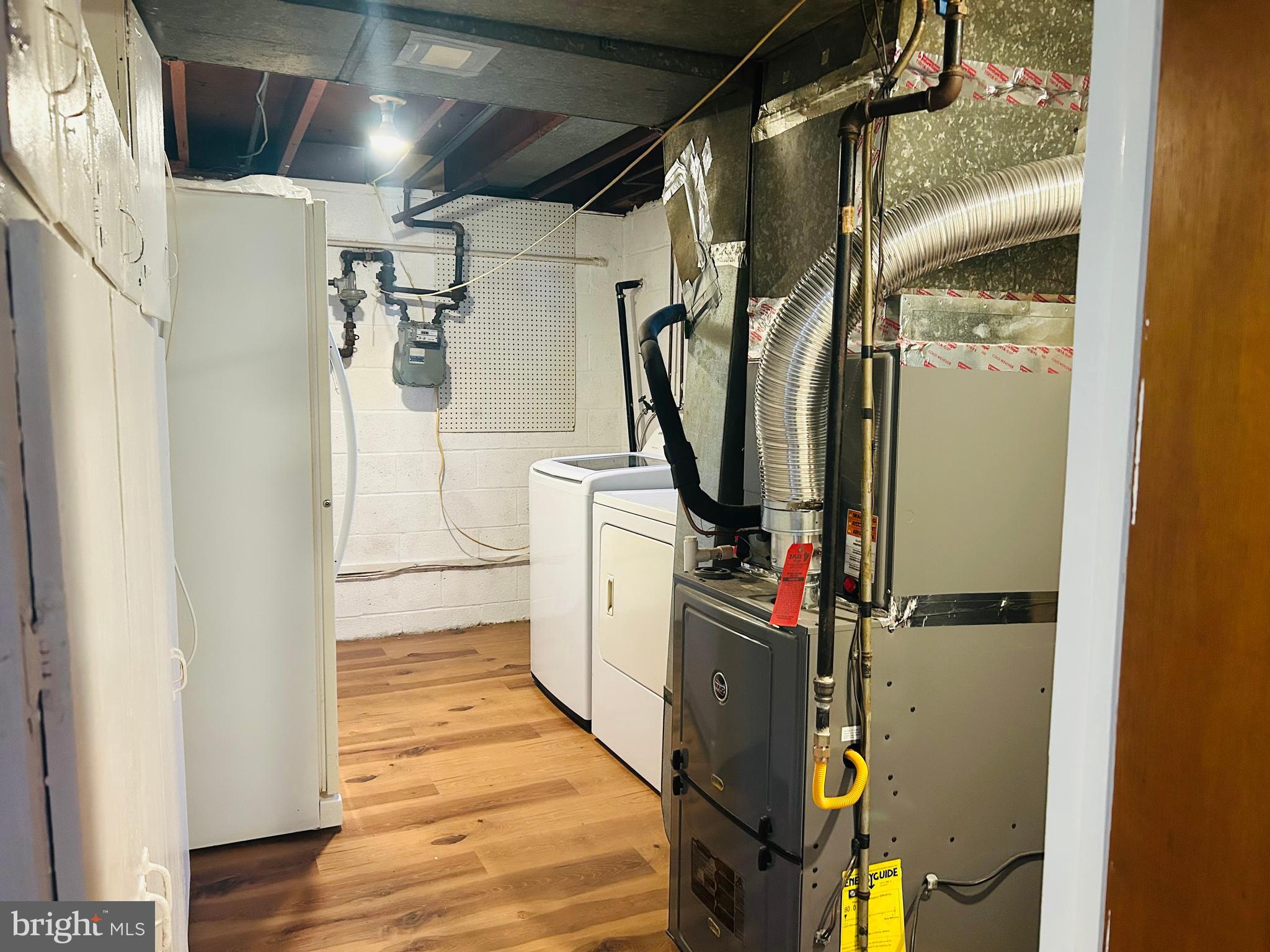 MURRAY HILL - Residential