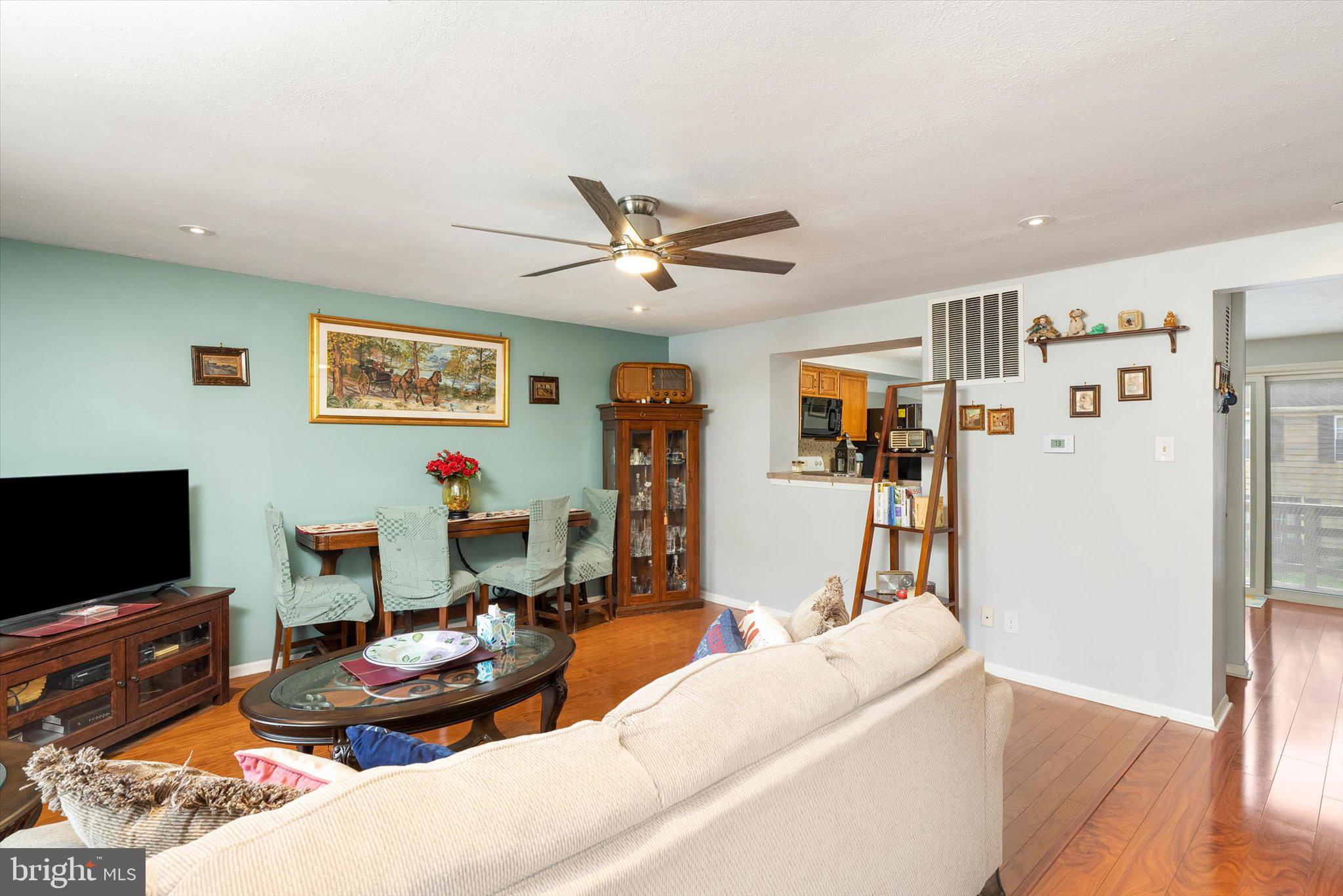 19 JAMES CUBBERLY COURT