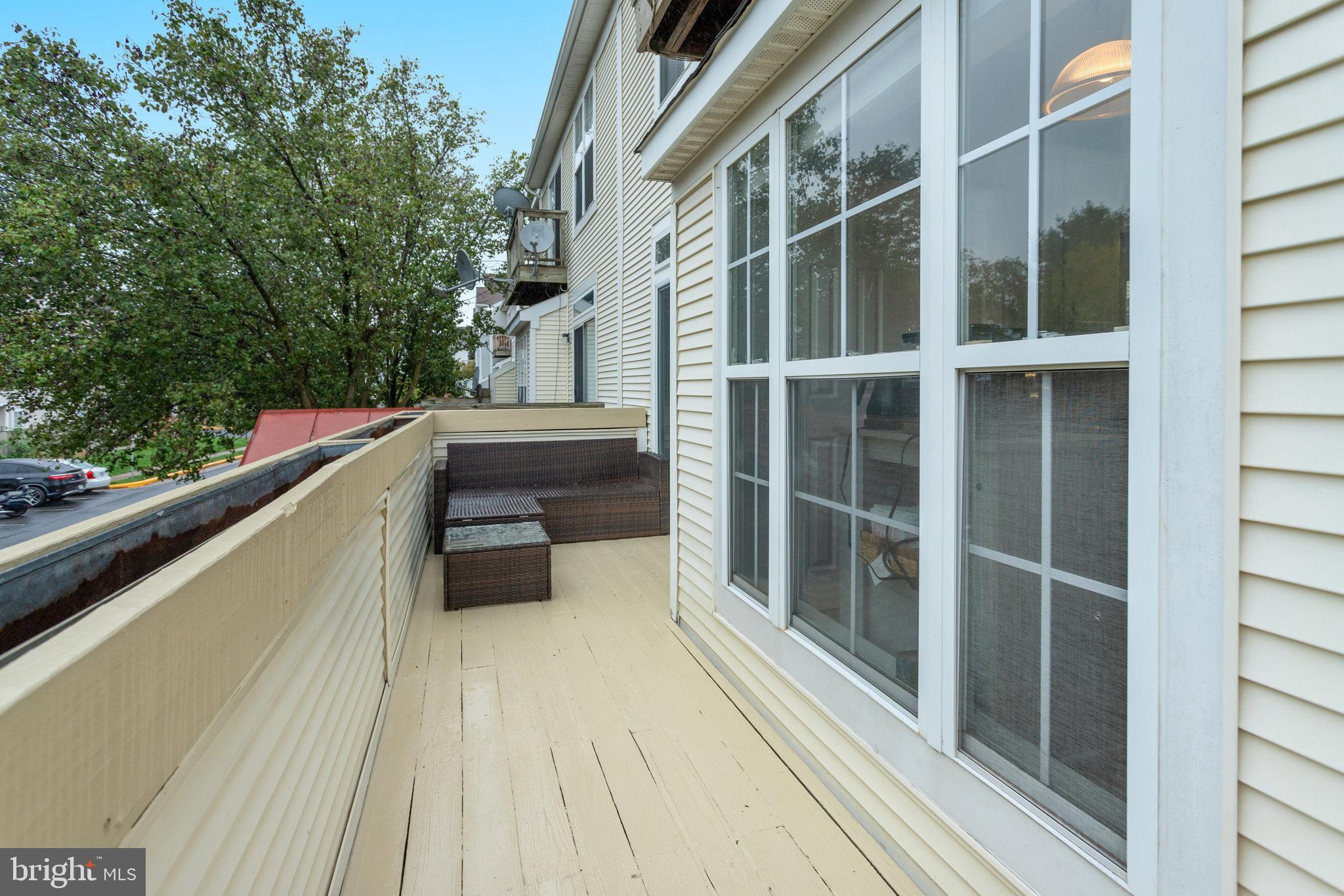 ASHBURN VILLAGE - Residential