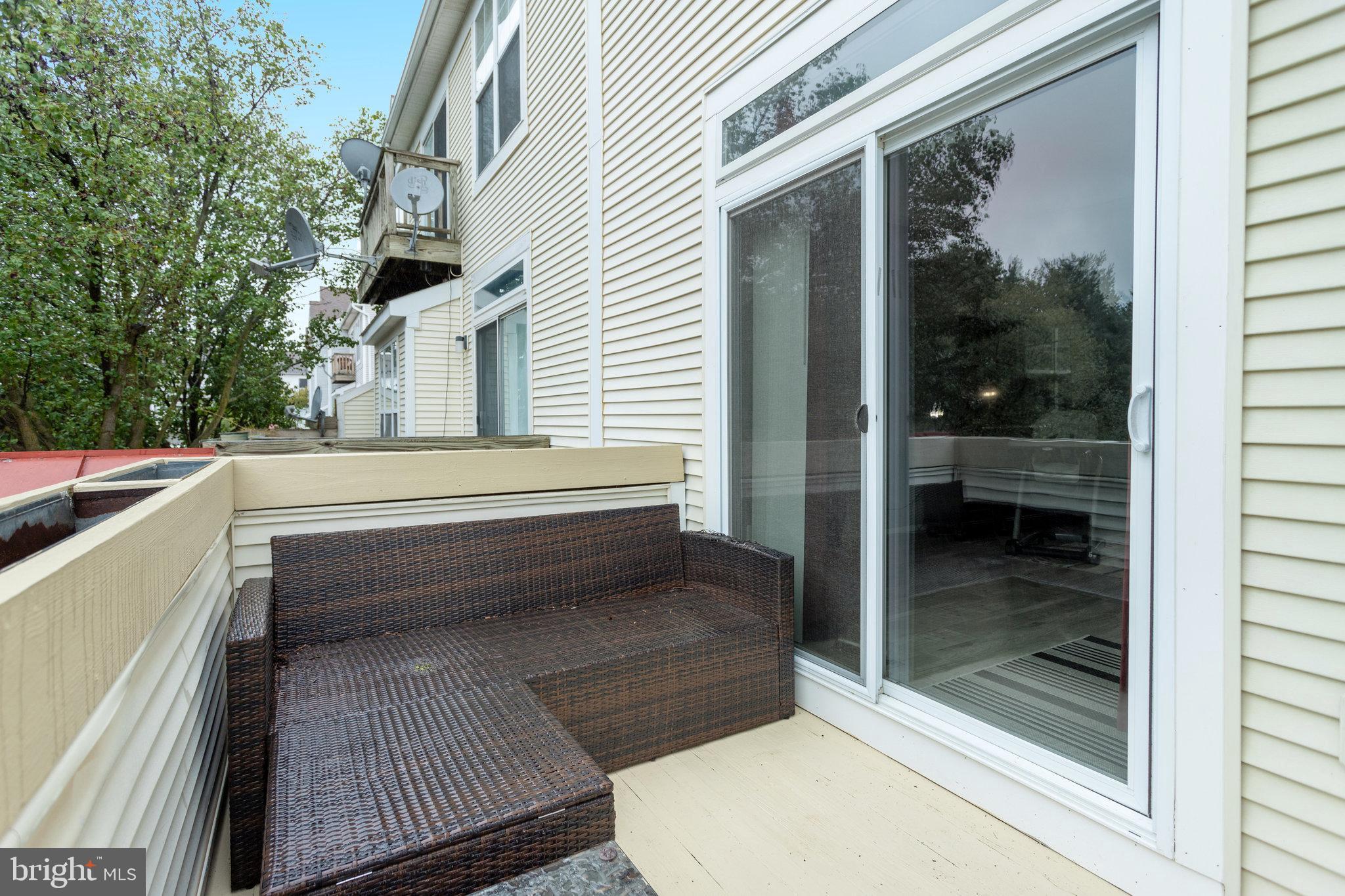 ASHBURN VILLAGE - Residential