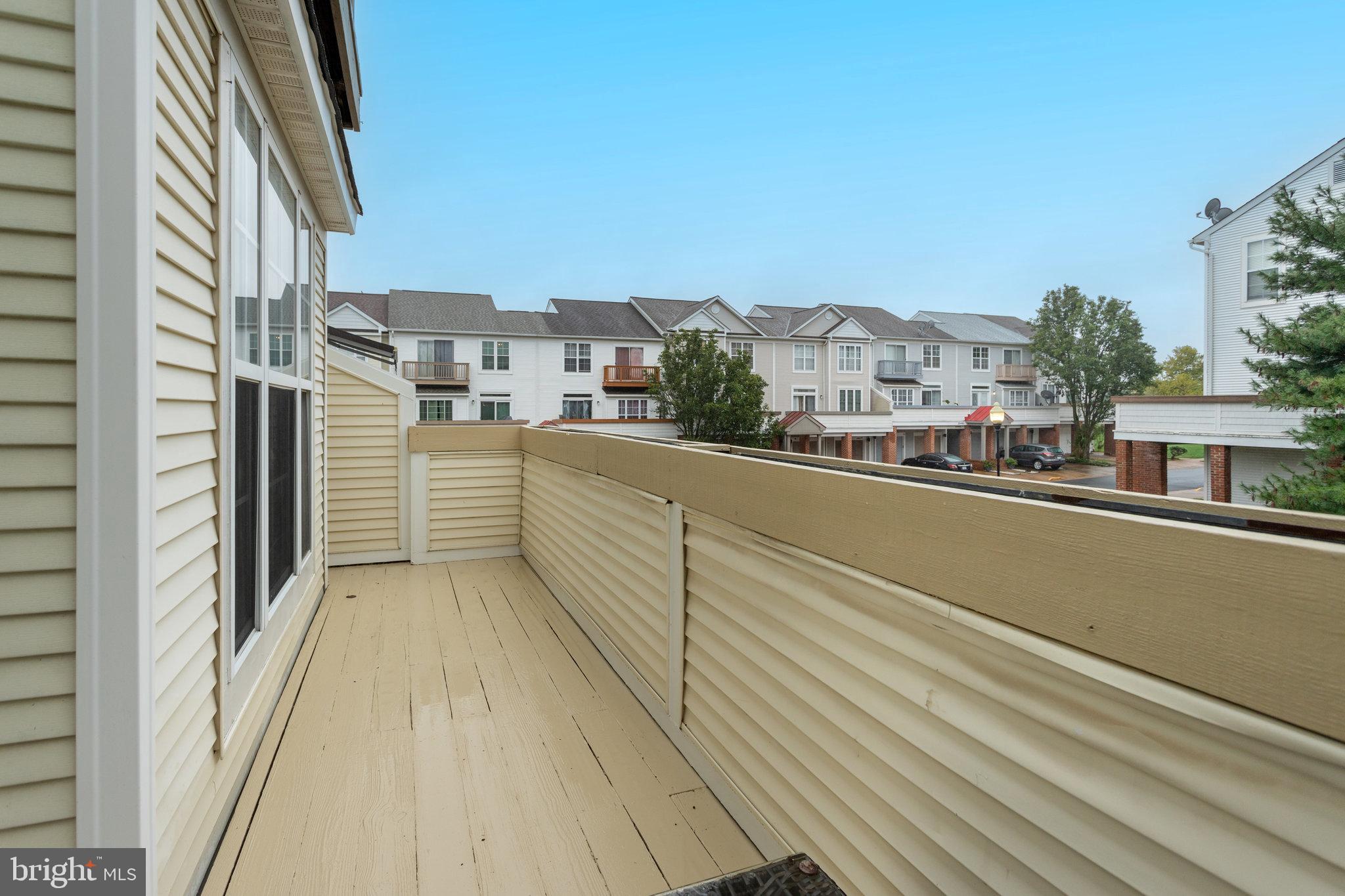 ASHBURN VILLAGE - Residential