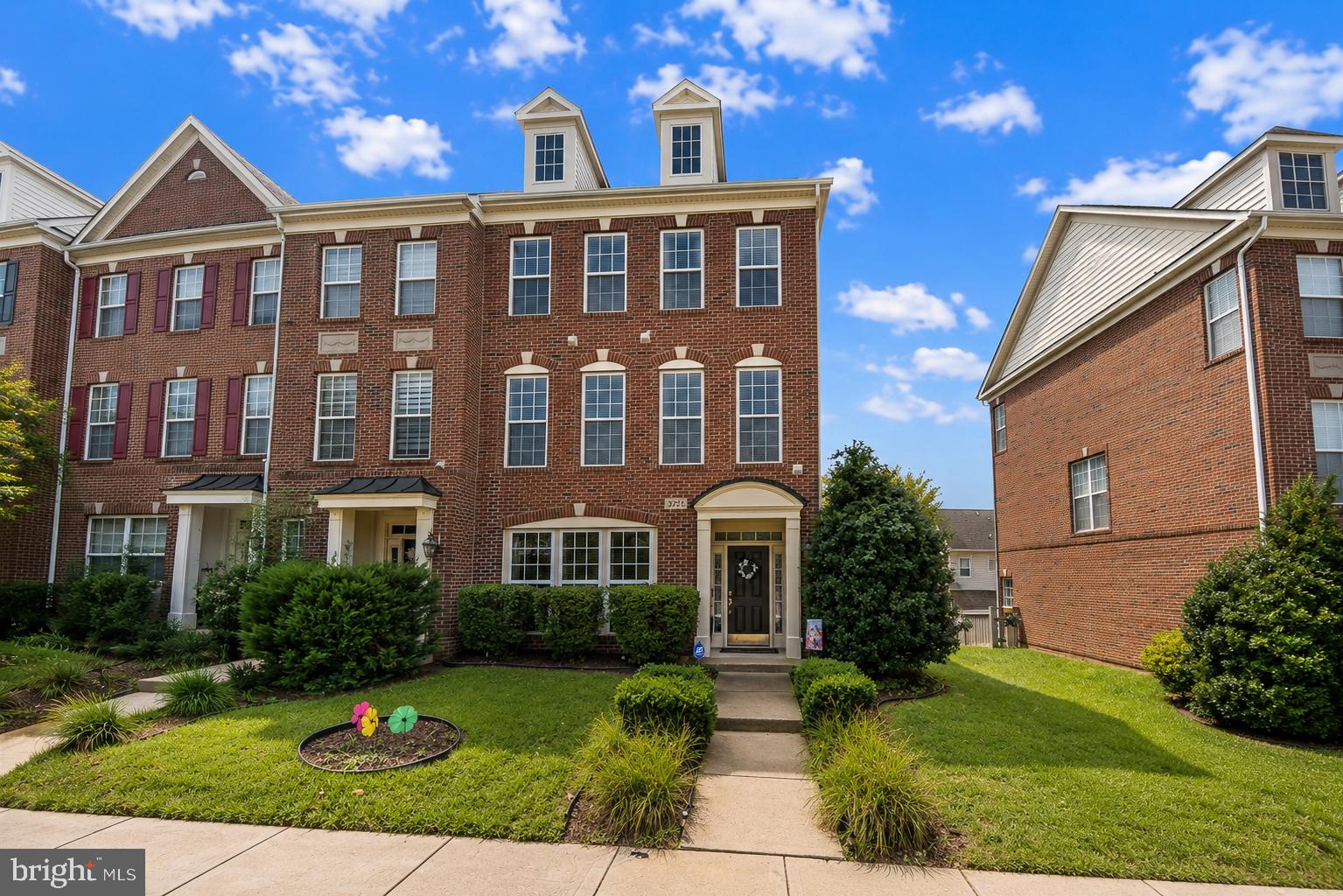 2725 CELESTIAL DRIVE