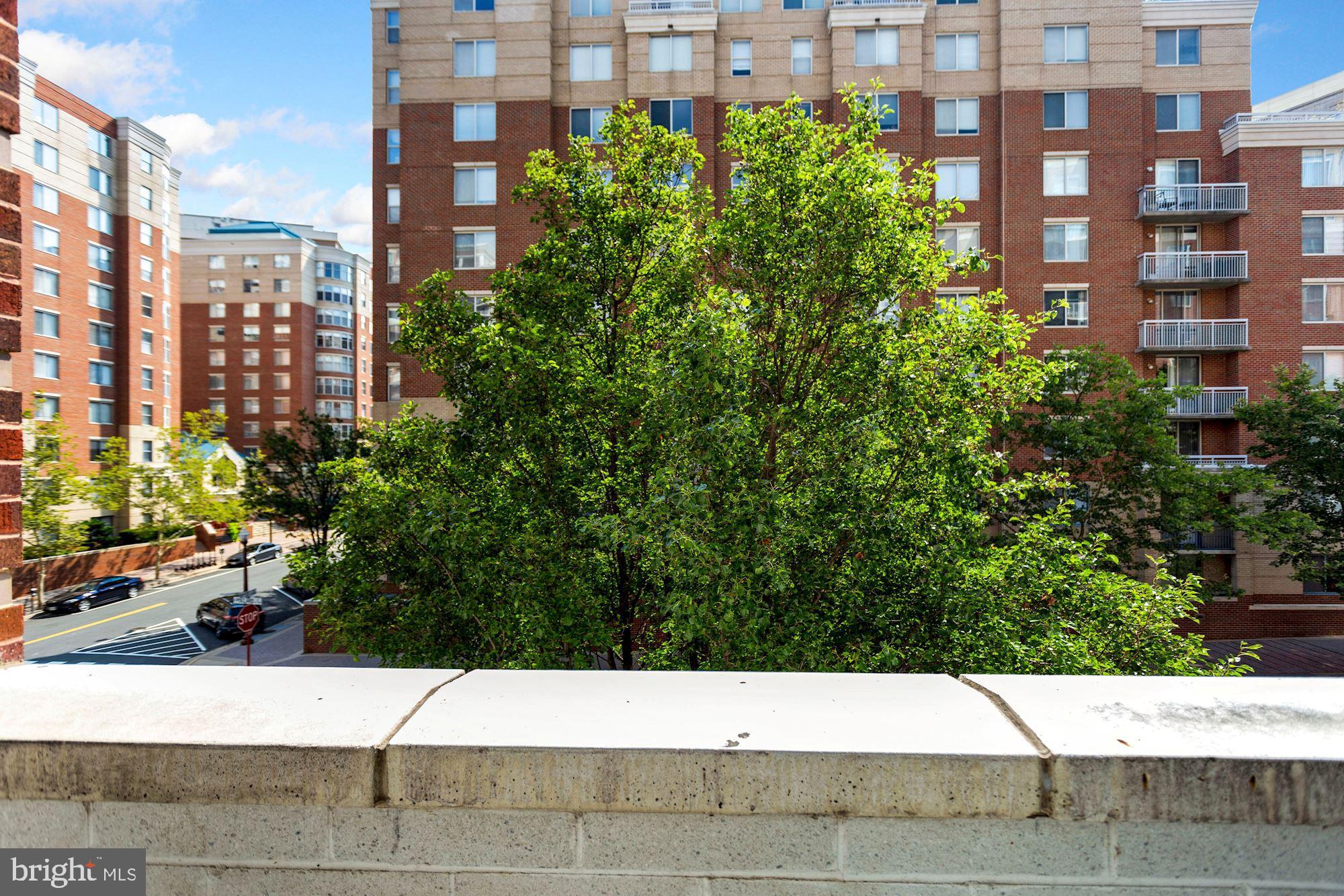 BALLSTON - Residential