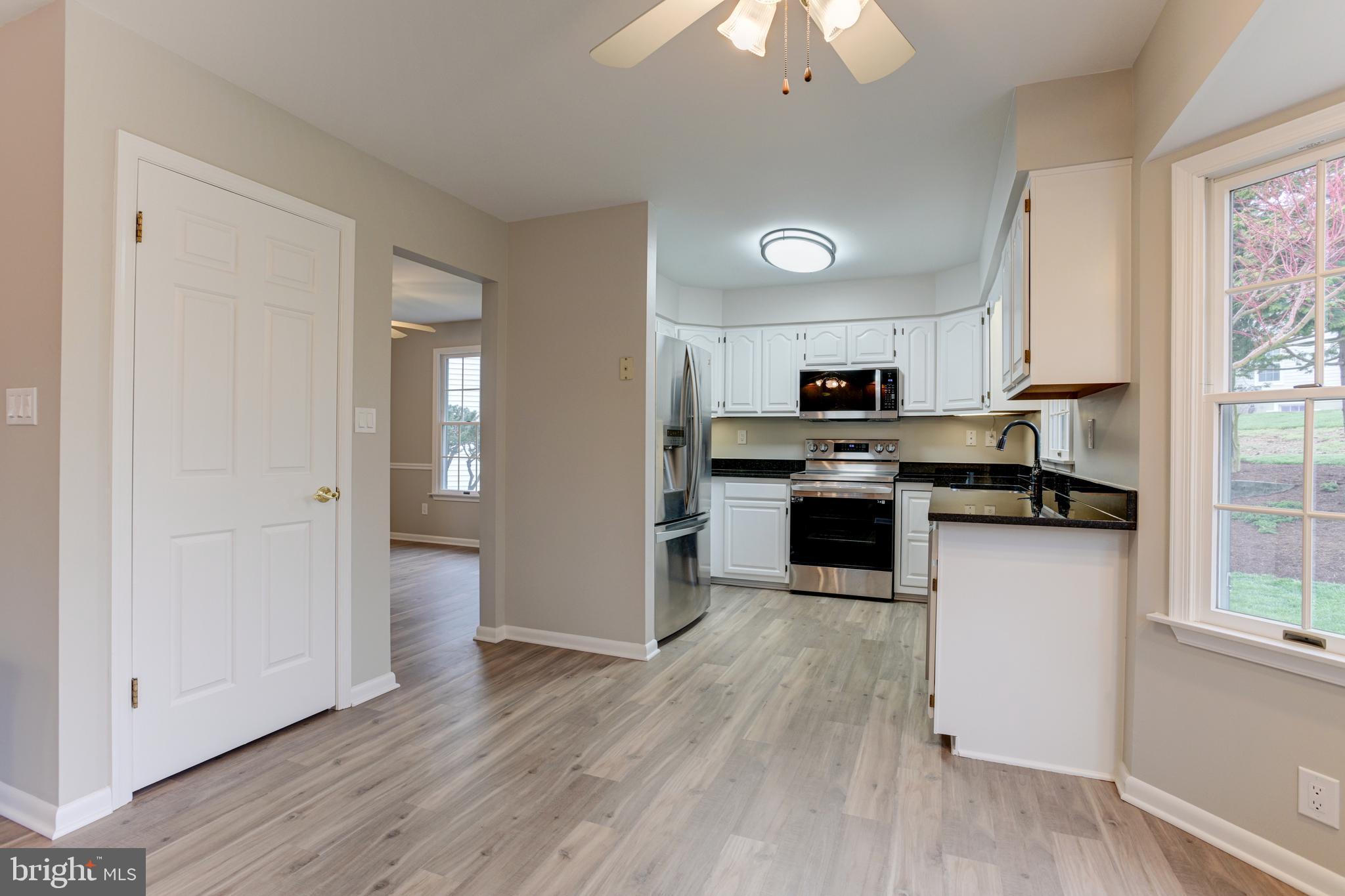 HUNTERS RUN - Residential