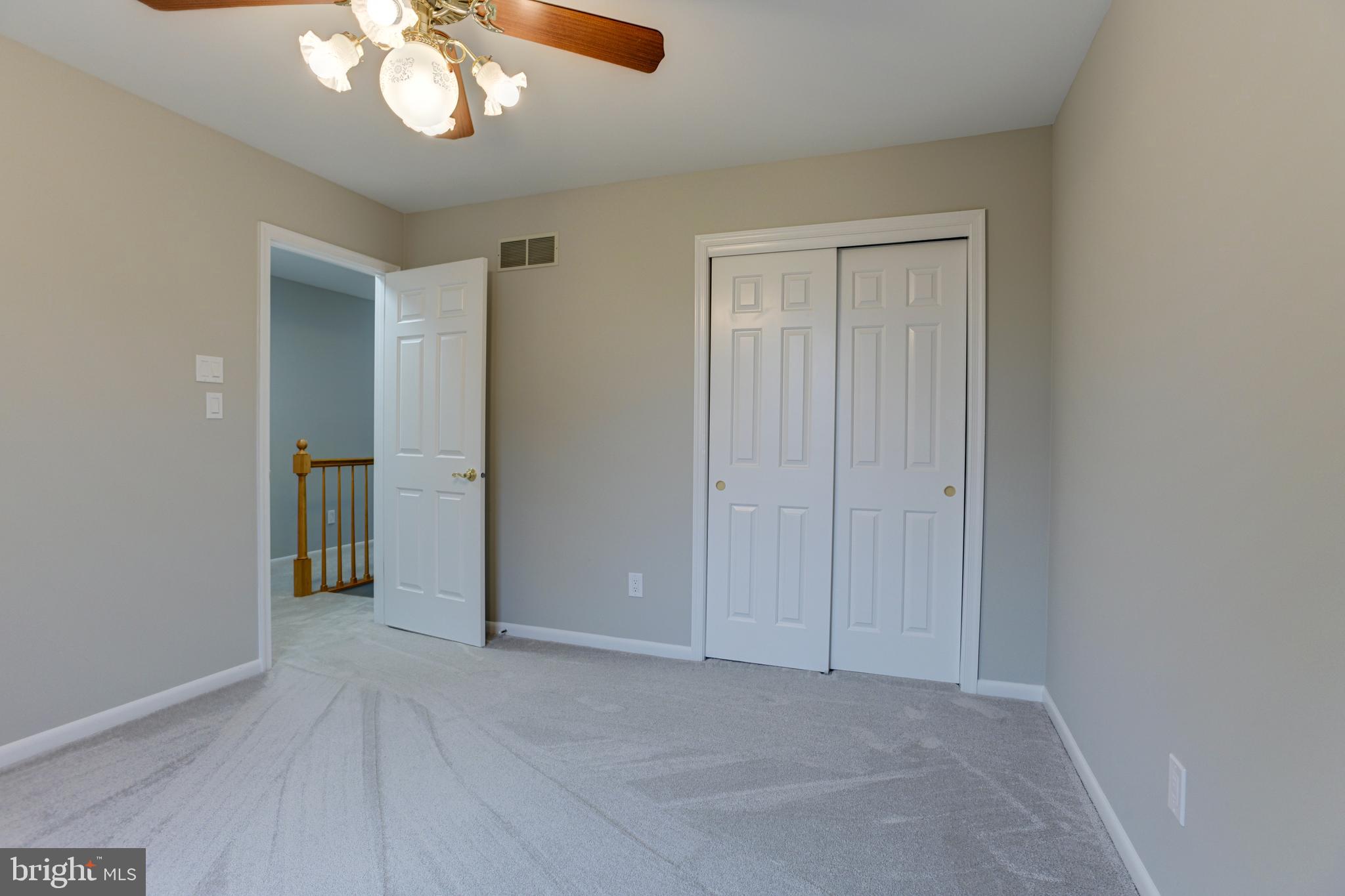 HUNTERS RUN - Residential