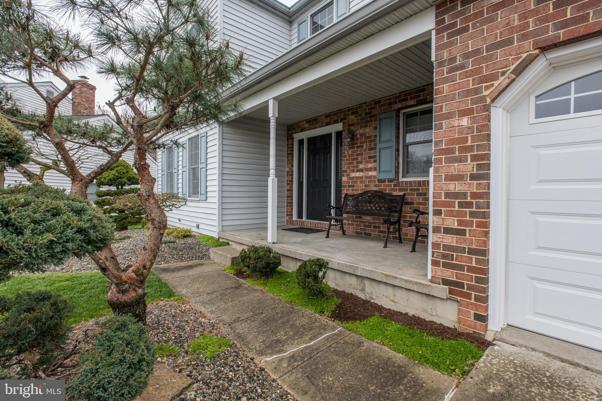 HUNTERS RUN - Residential