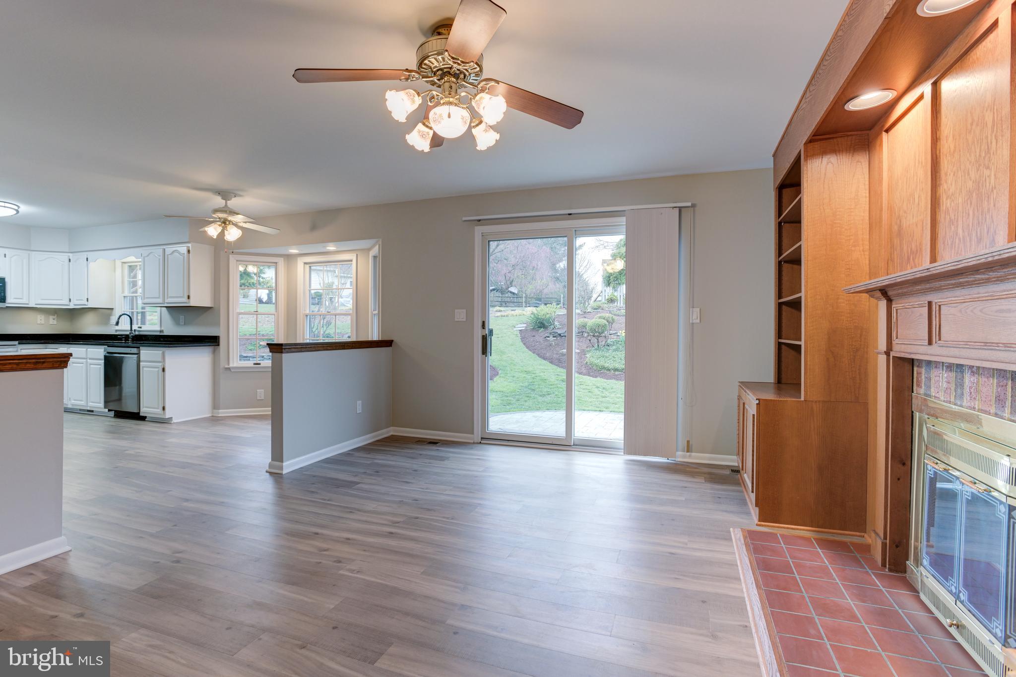 HUNTERS RUN - Residential