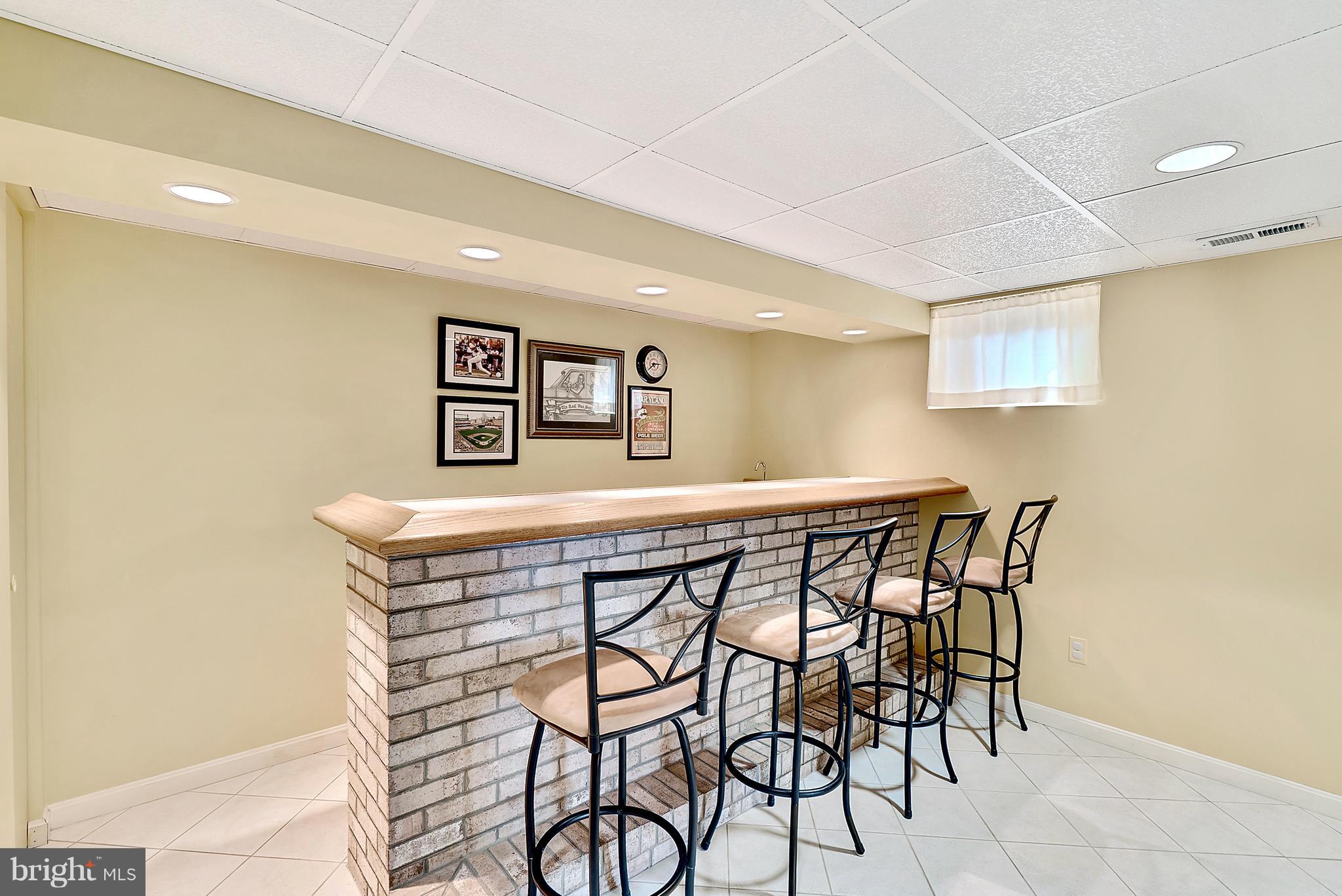 VIRGINIA HILLS - Residential