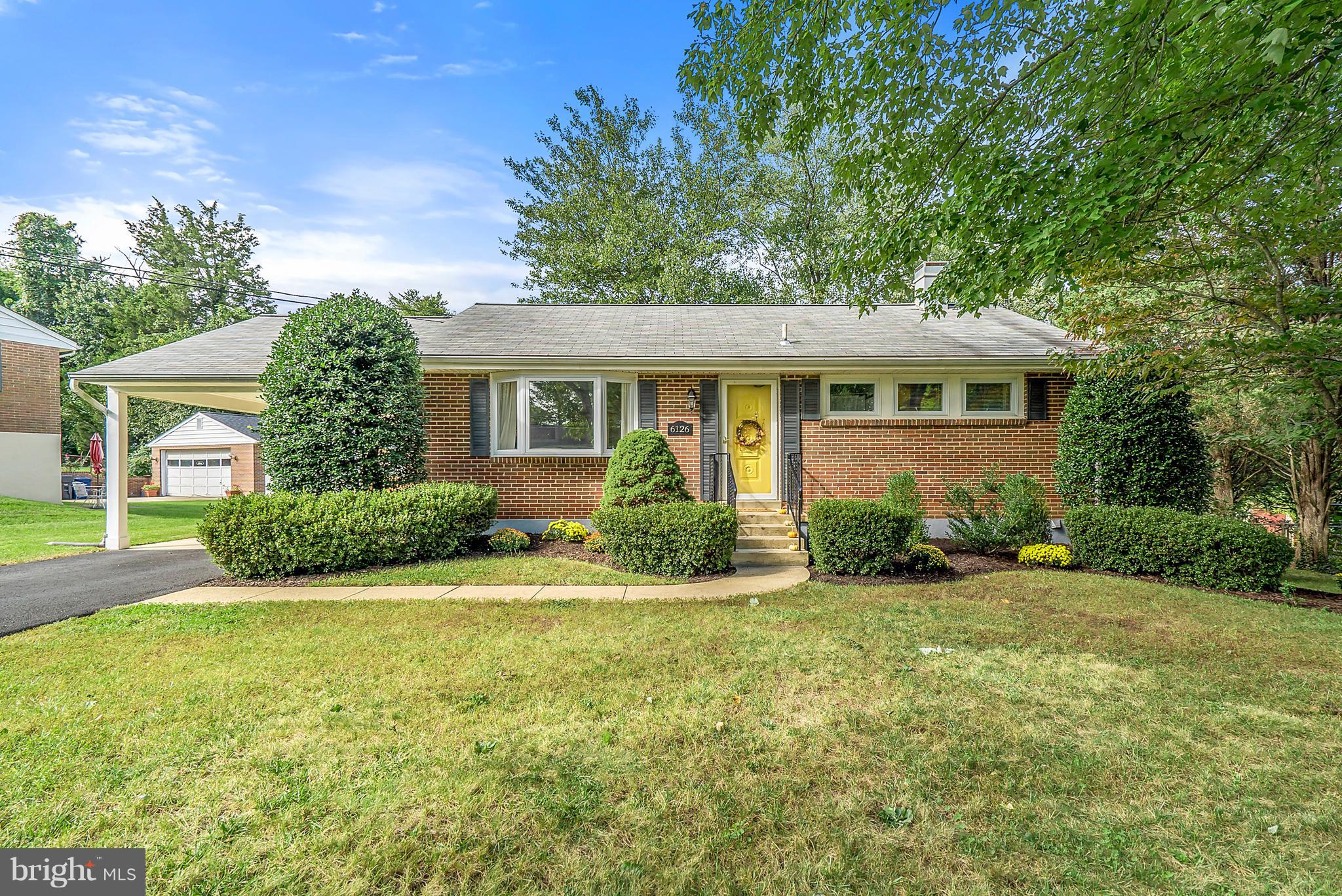 VIRGINIA HILLS - Residential