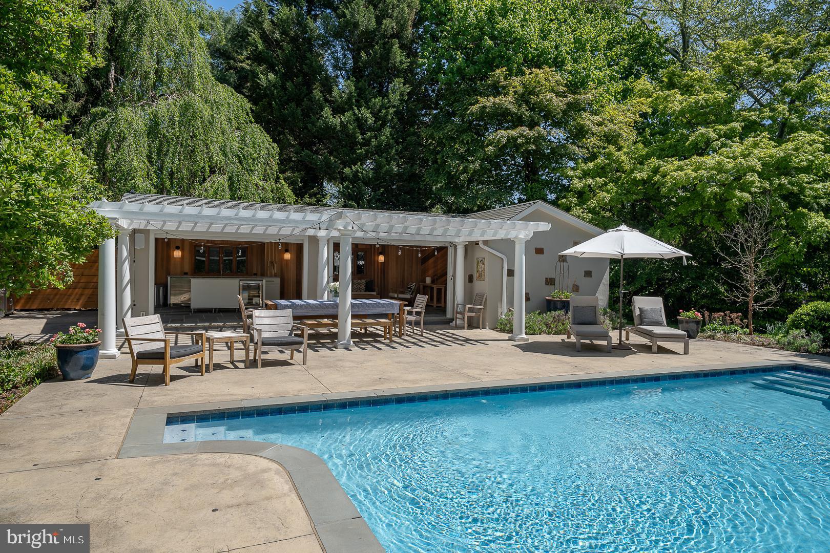 WYNNEWOOD - Residential