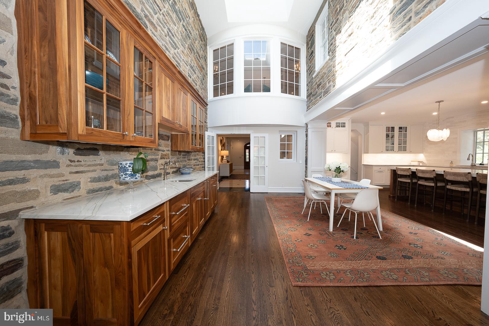 WYNNEWOOD - Residential