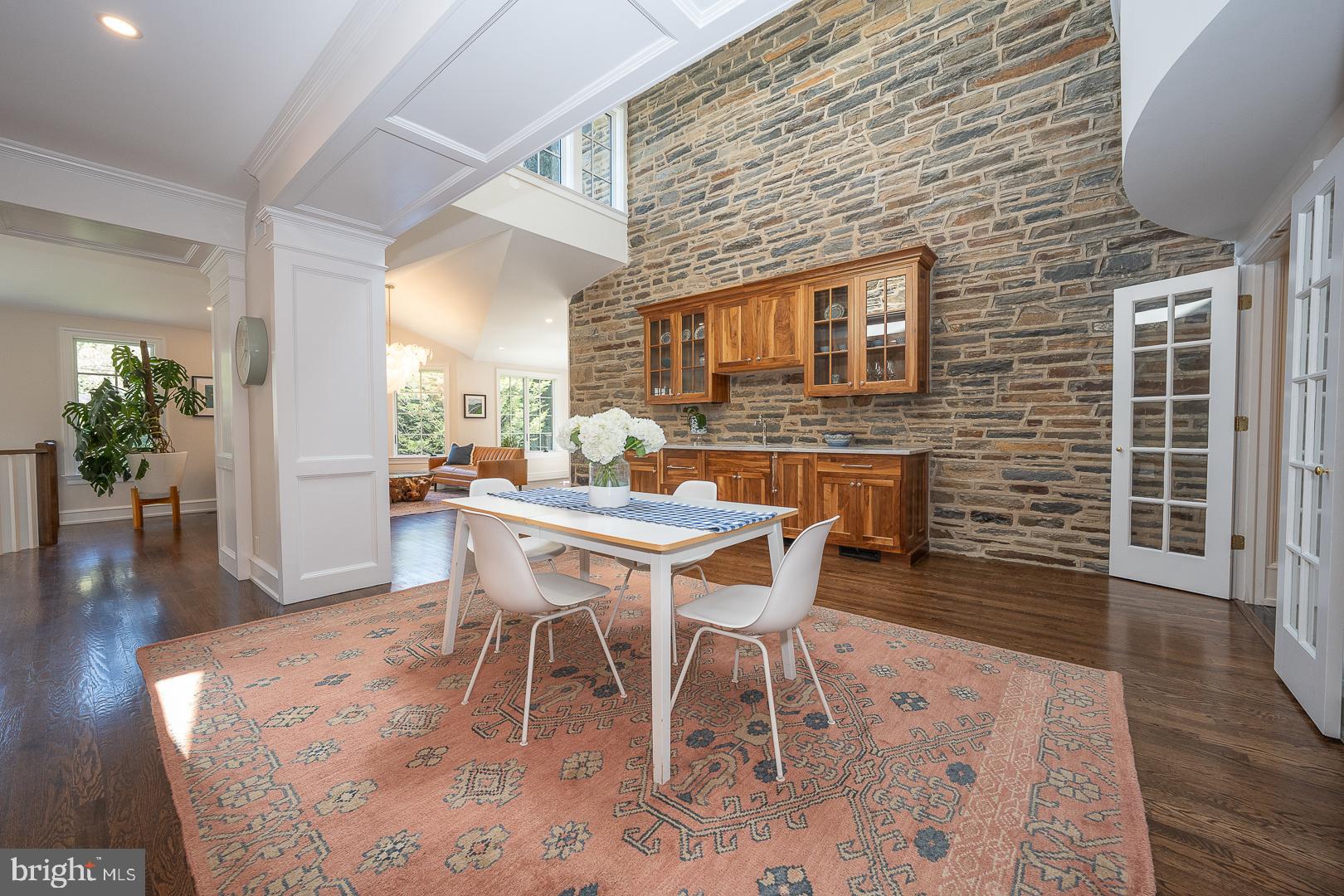 WYNNEWOOD - Residential