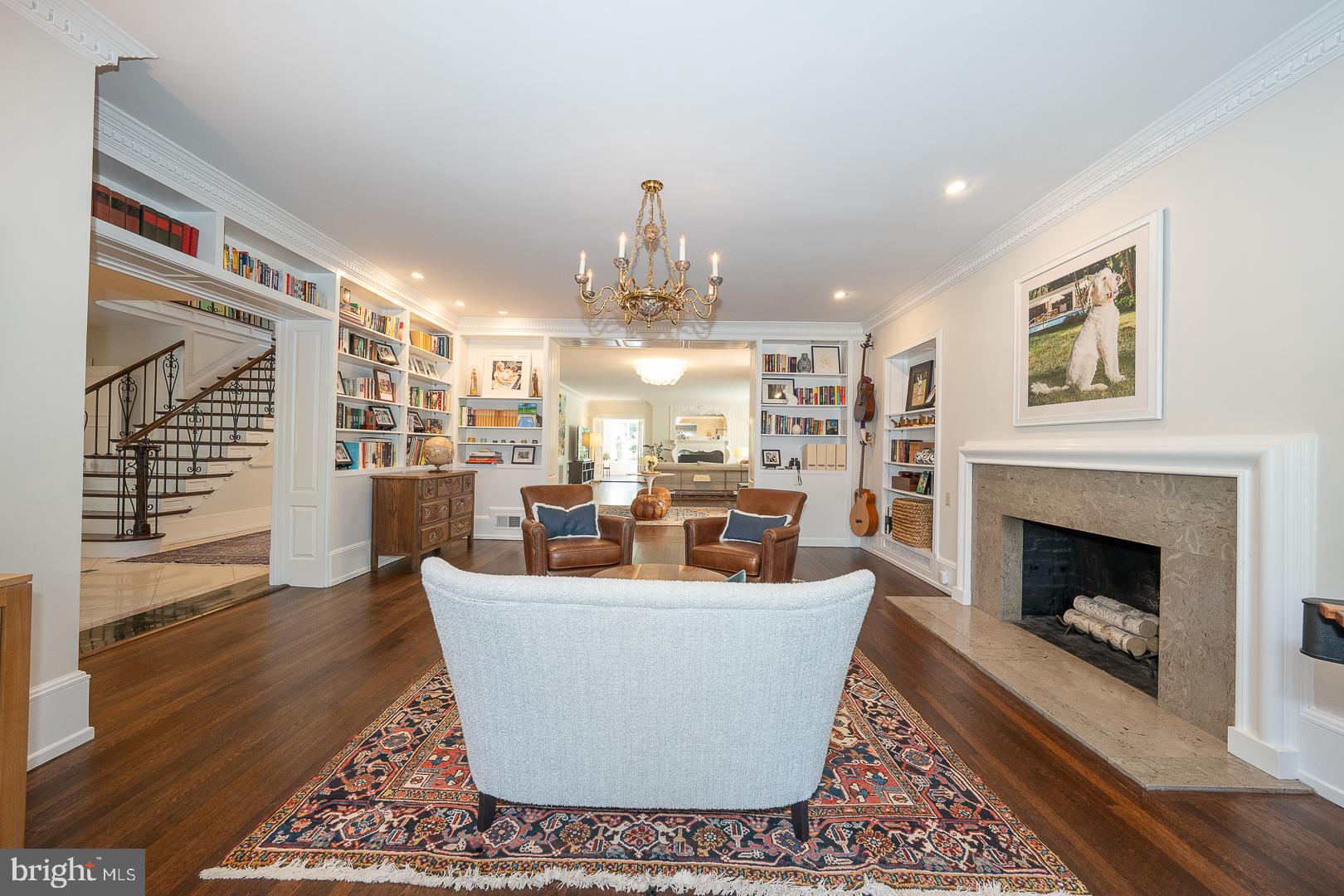 WYNNEWOOD - Residential