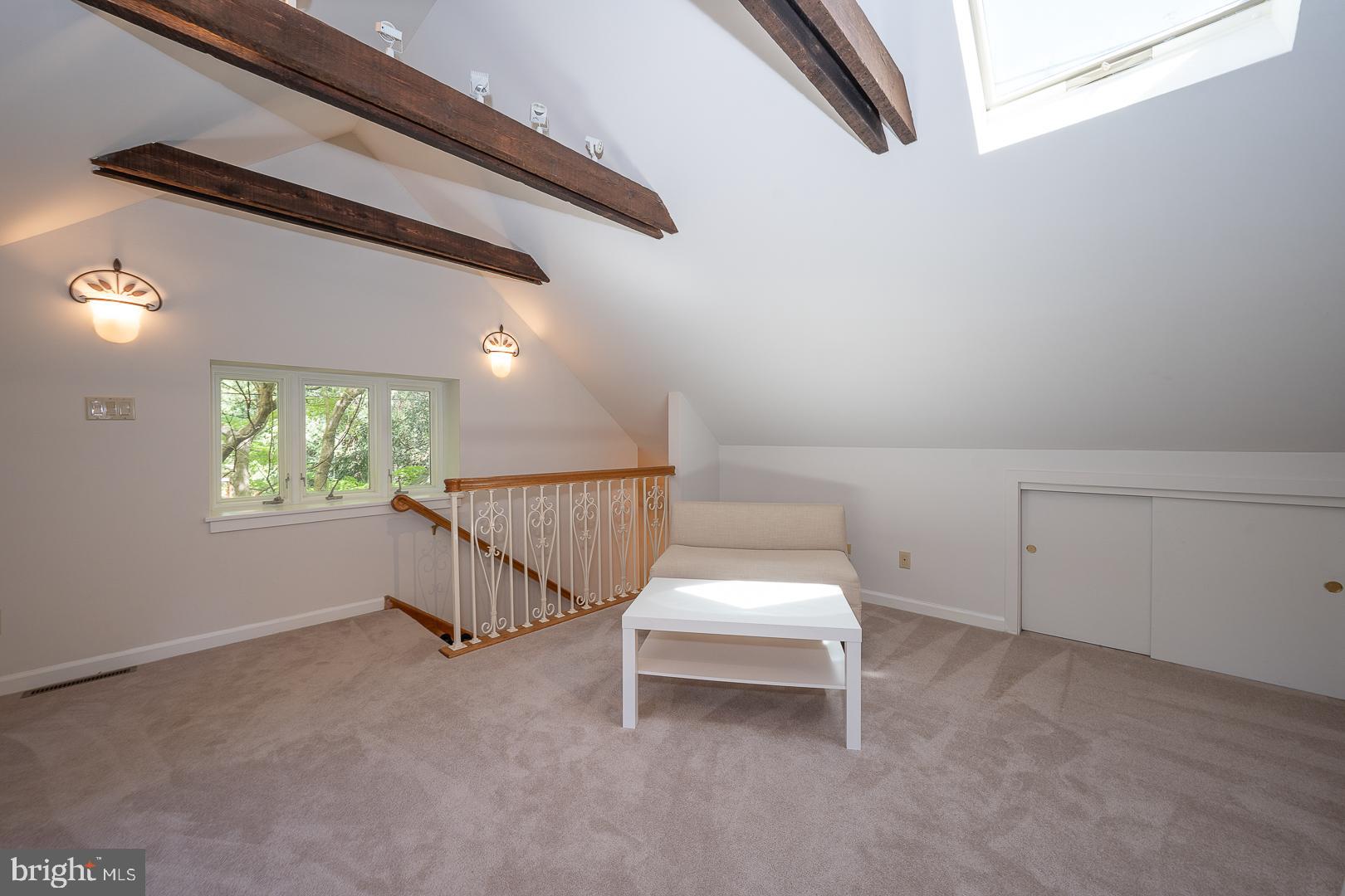 WYNNEWOOD - Residential