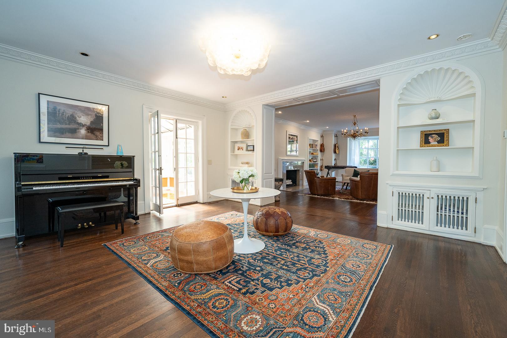 WYNNEWOOD - Residential