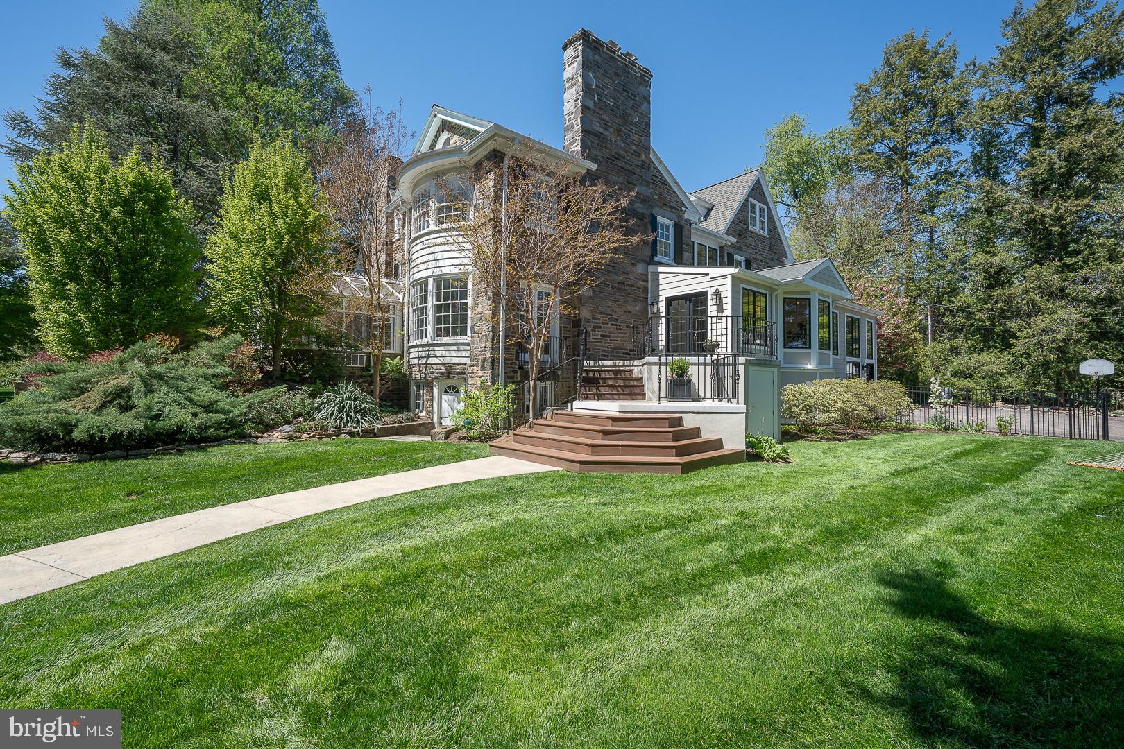 WYNNEWOOD - Residential