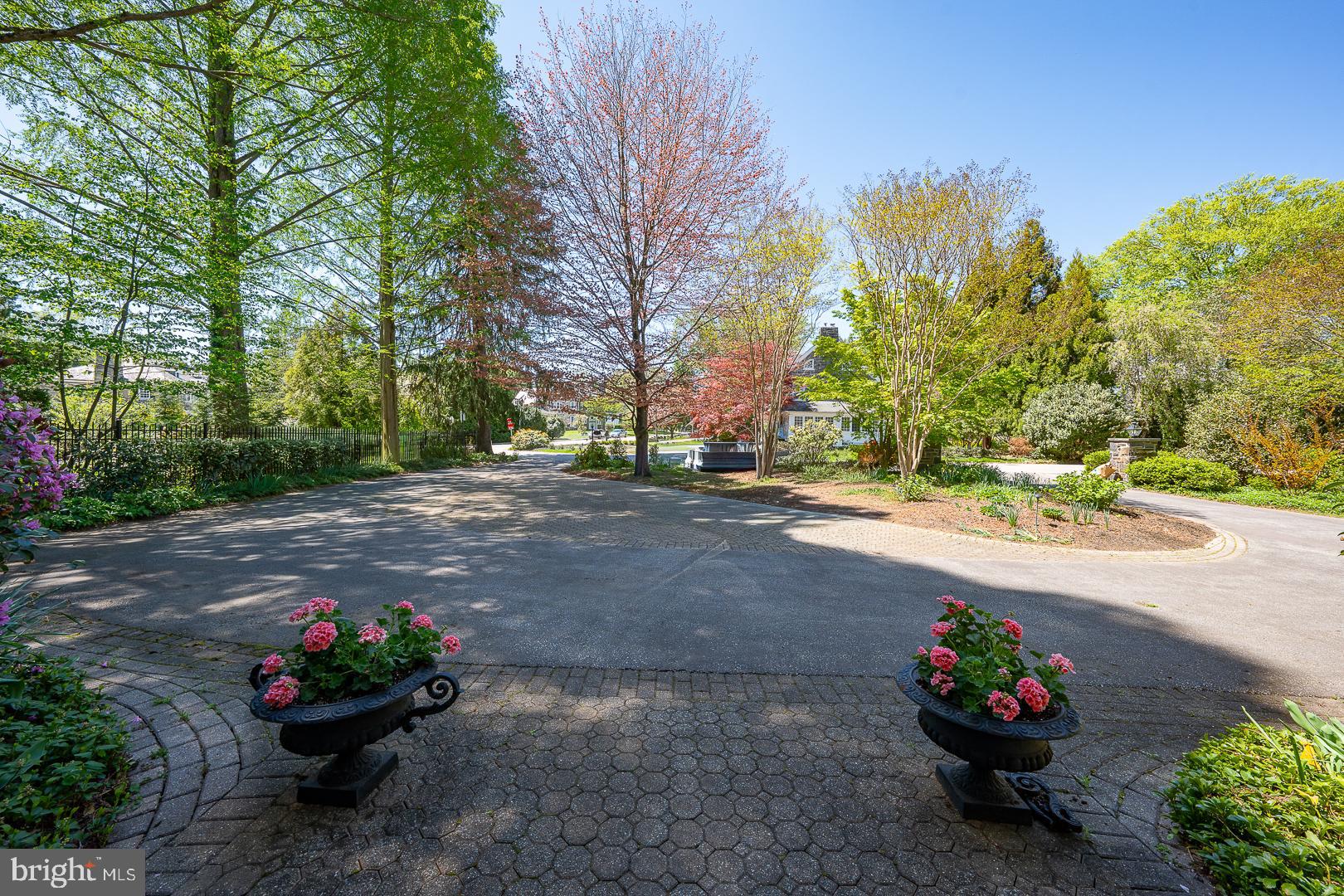 WYNNEWOOD - Residential