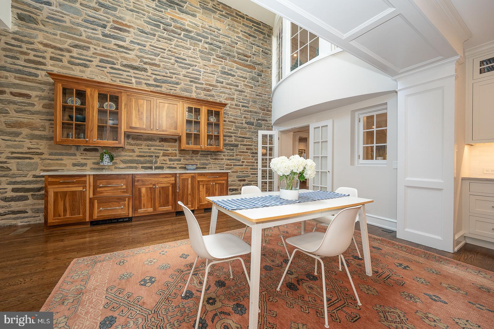 WYNNEWOOD - Residential