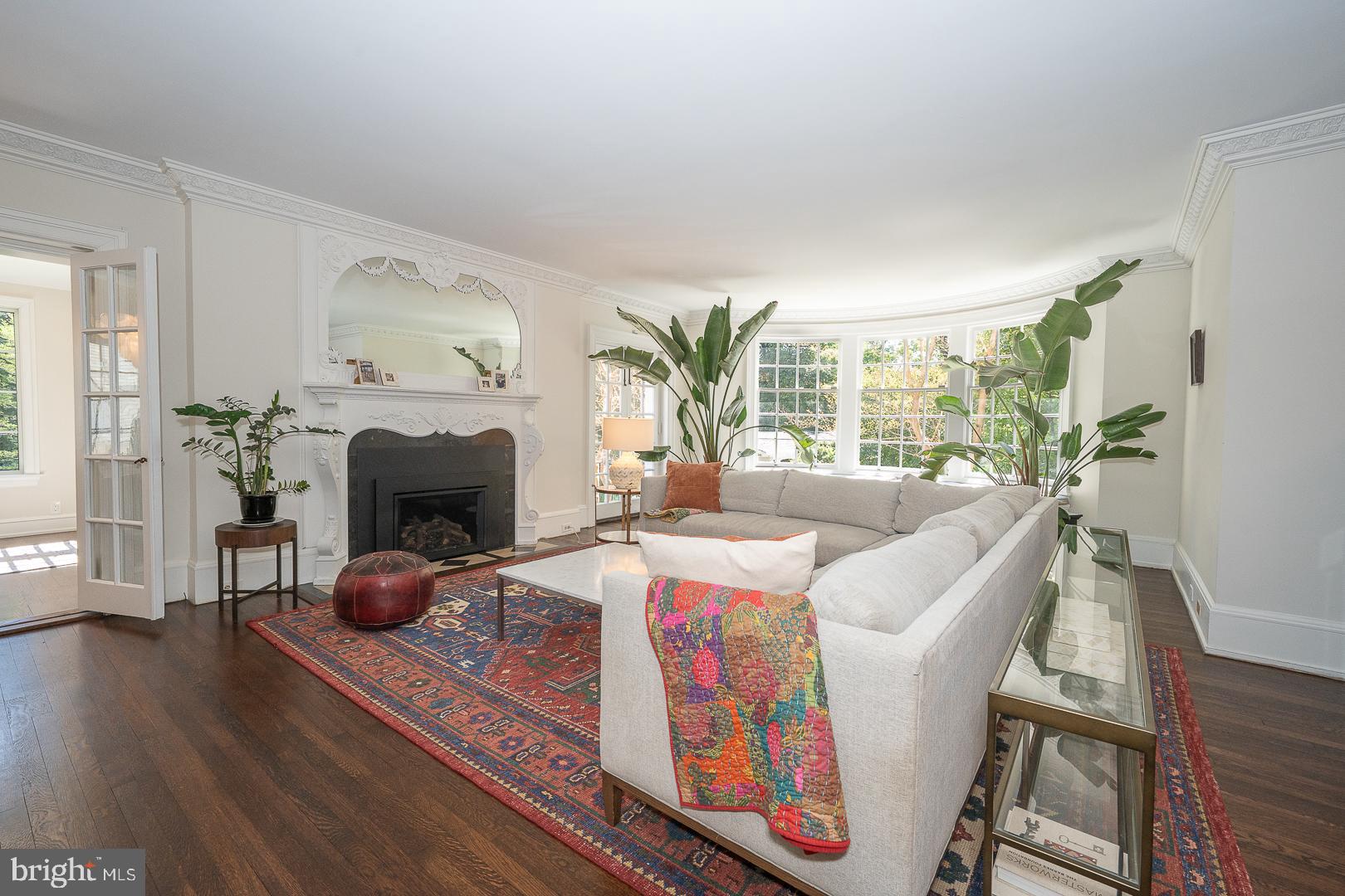 WYNNEWOOD - Residential