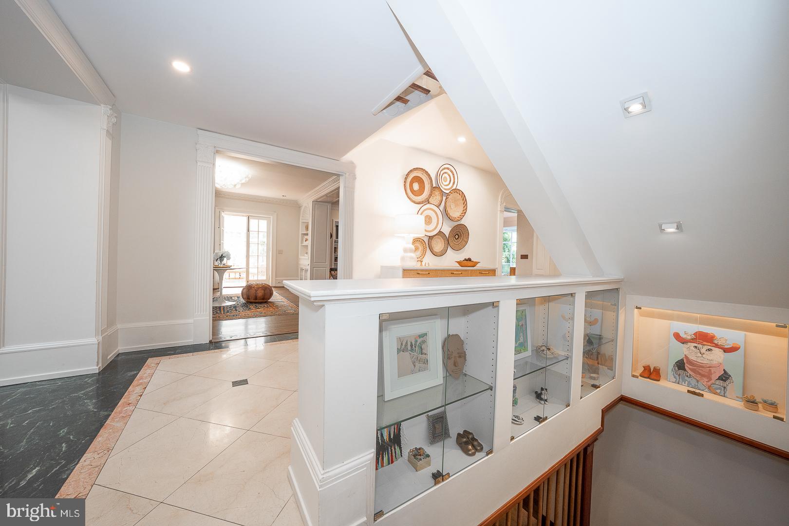 WYNNEWOOD - Residential