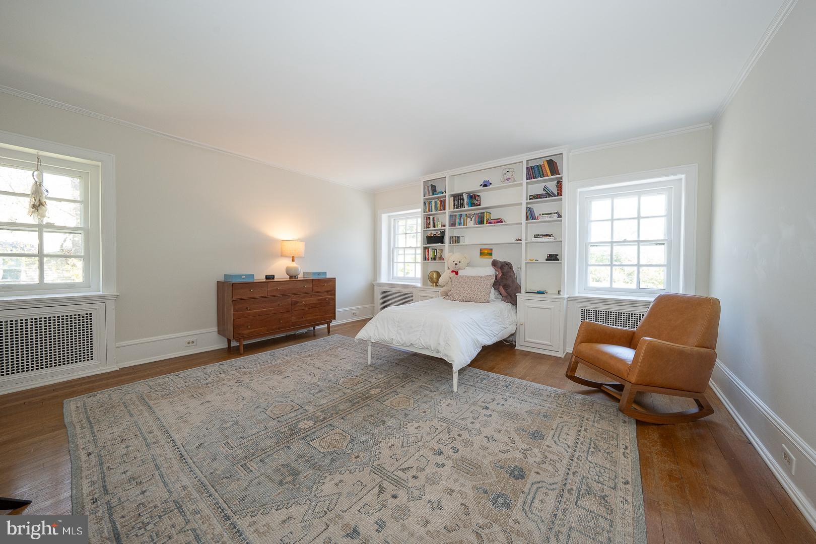 WYNNEWOOD - Residential