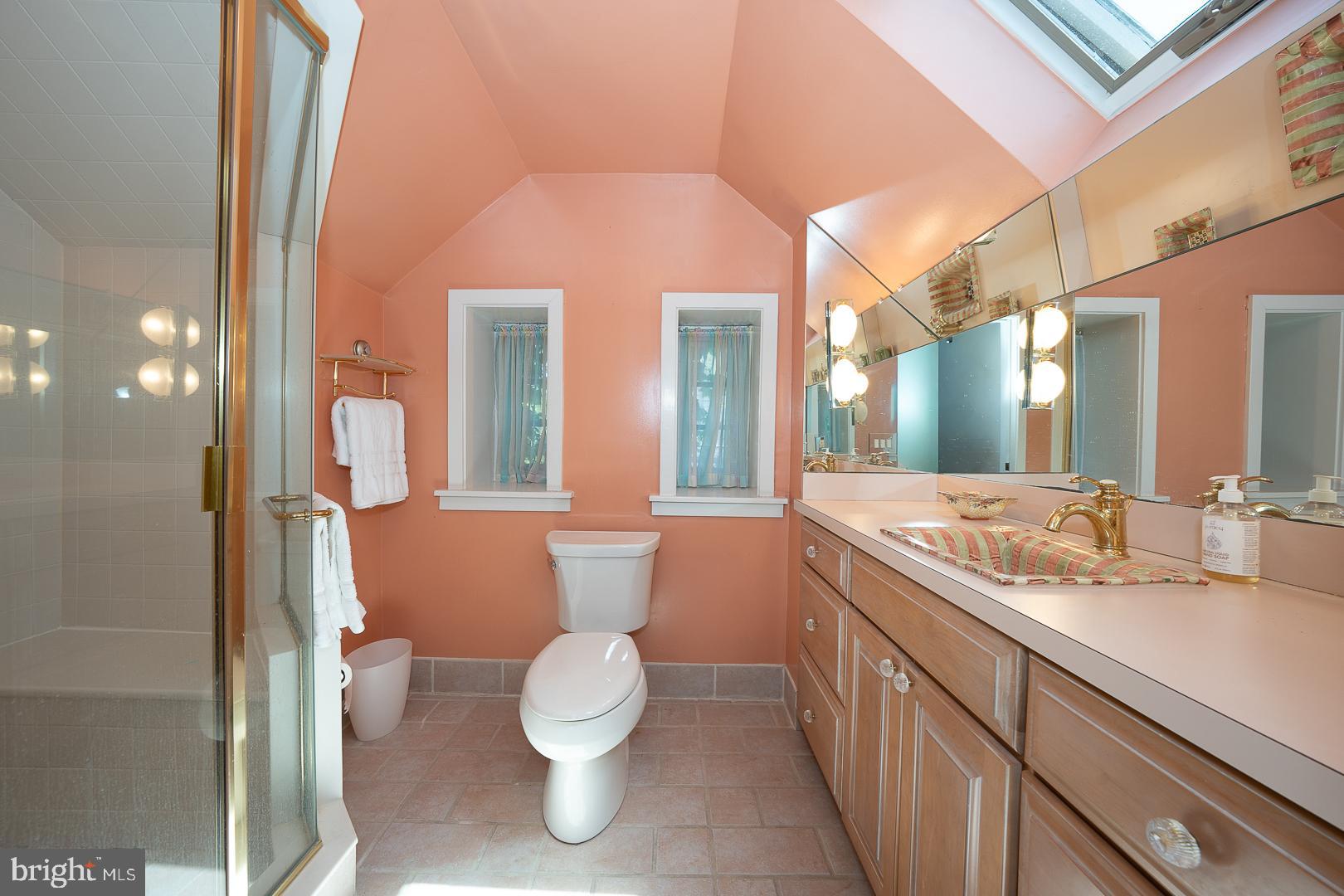 WYNNEWOOD - Residential