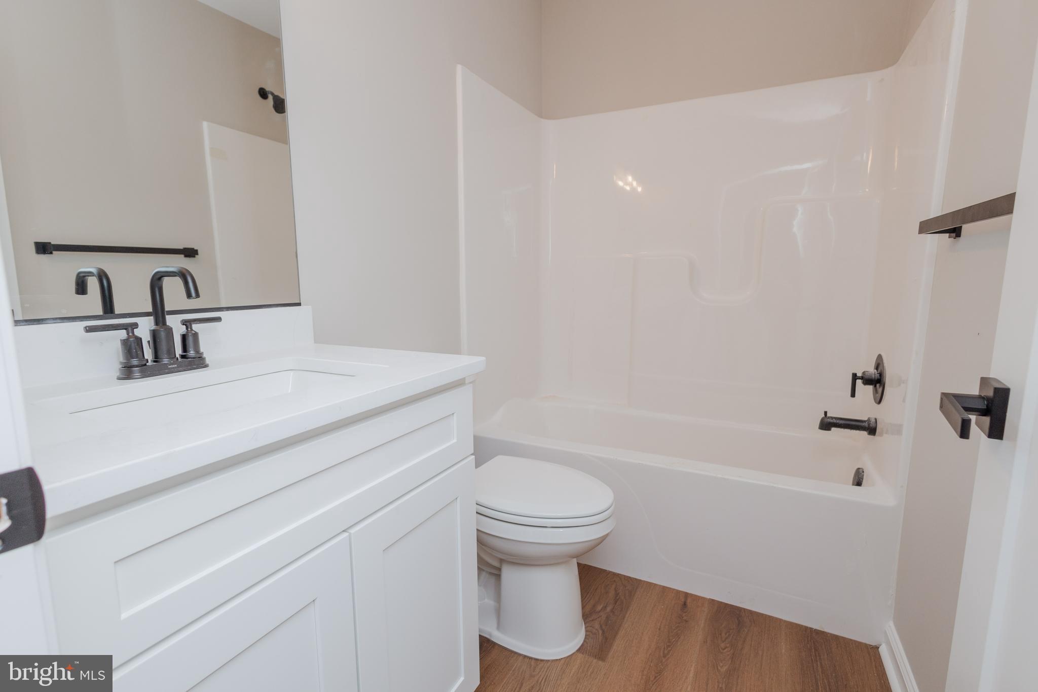 PRINCETON SHOALS - Residential