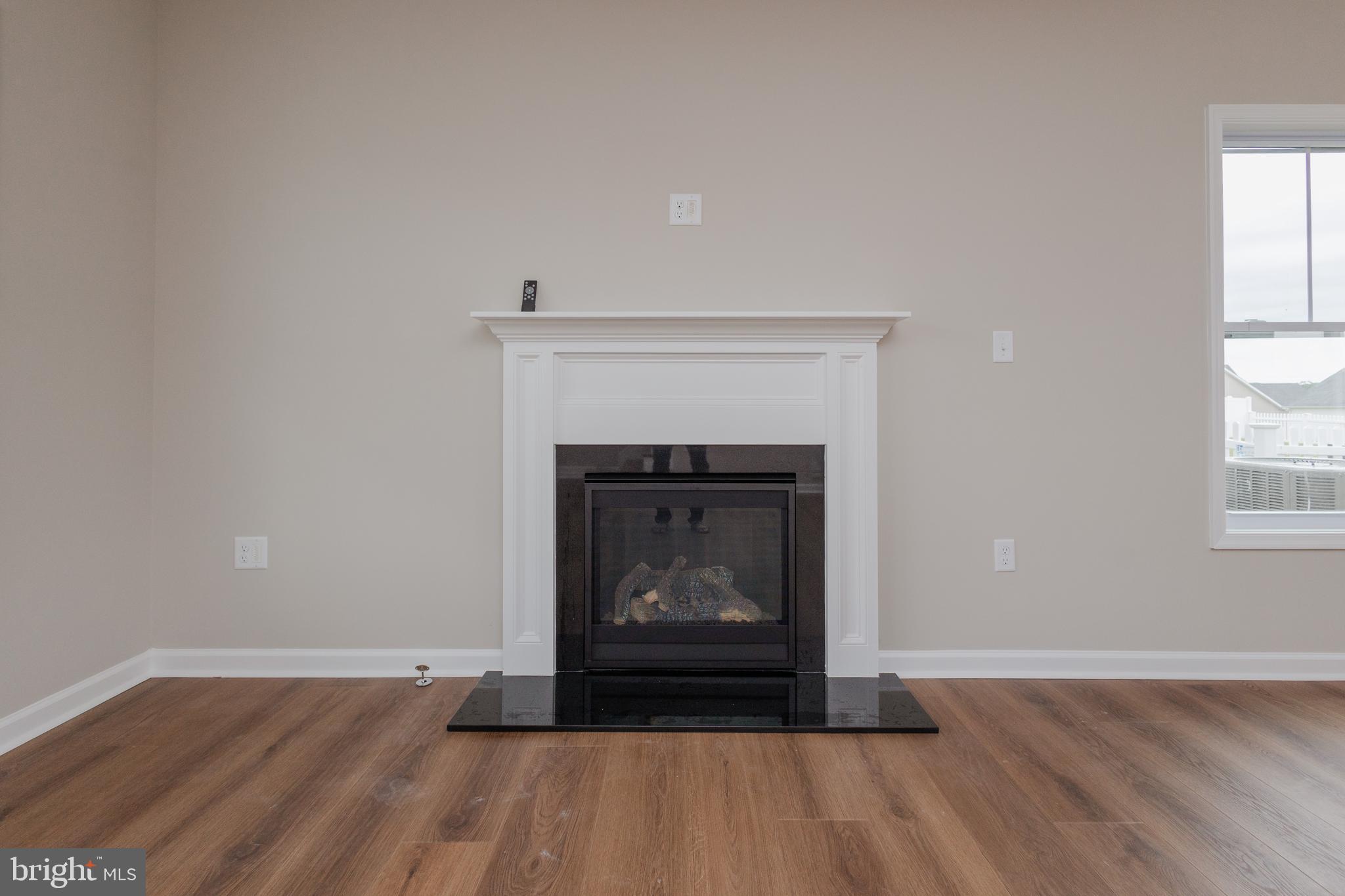 PRINCETON SHOALS - Residential