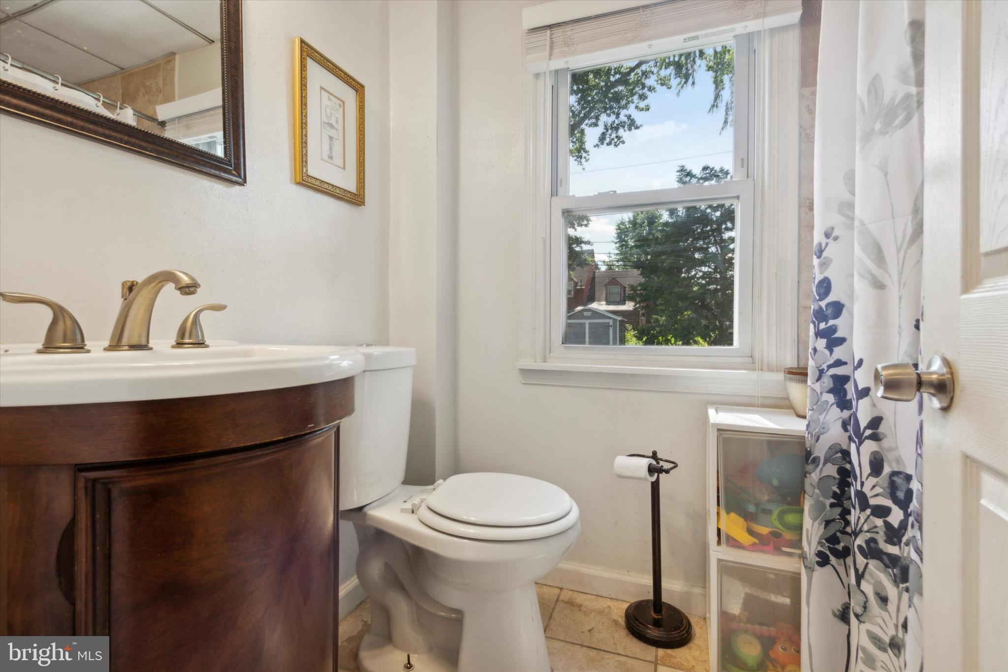 MILMONT PARK - Residential