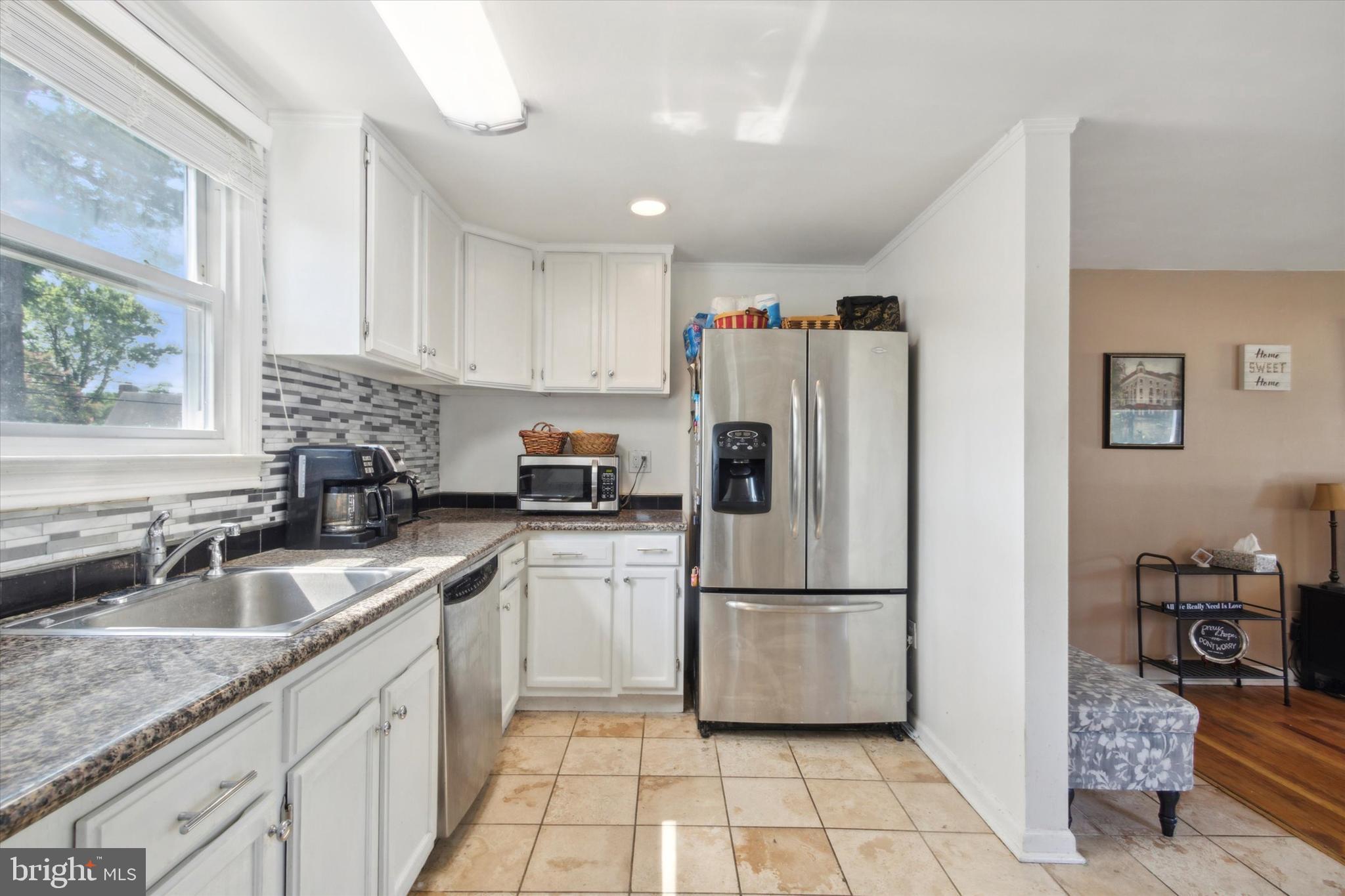 MILMONT PARK - Residential