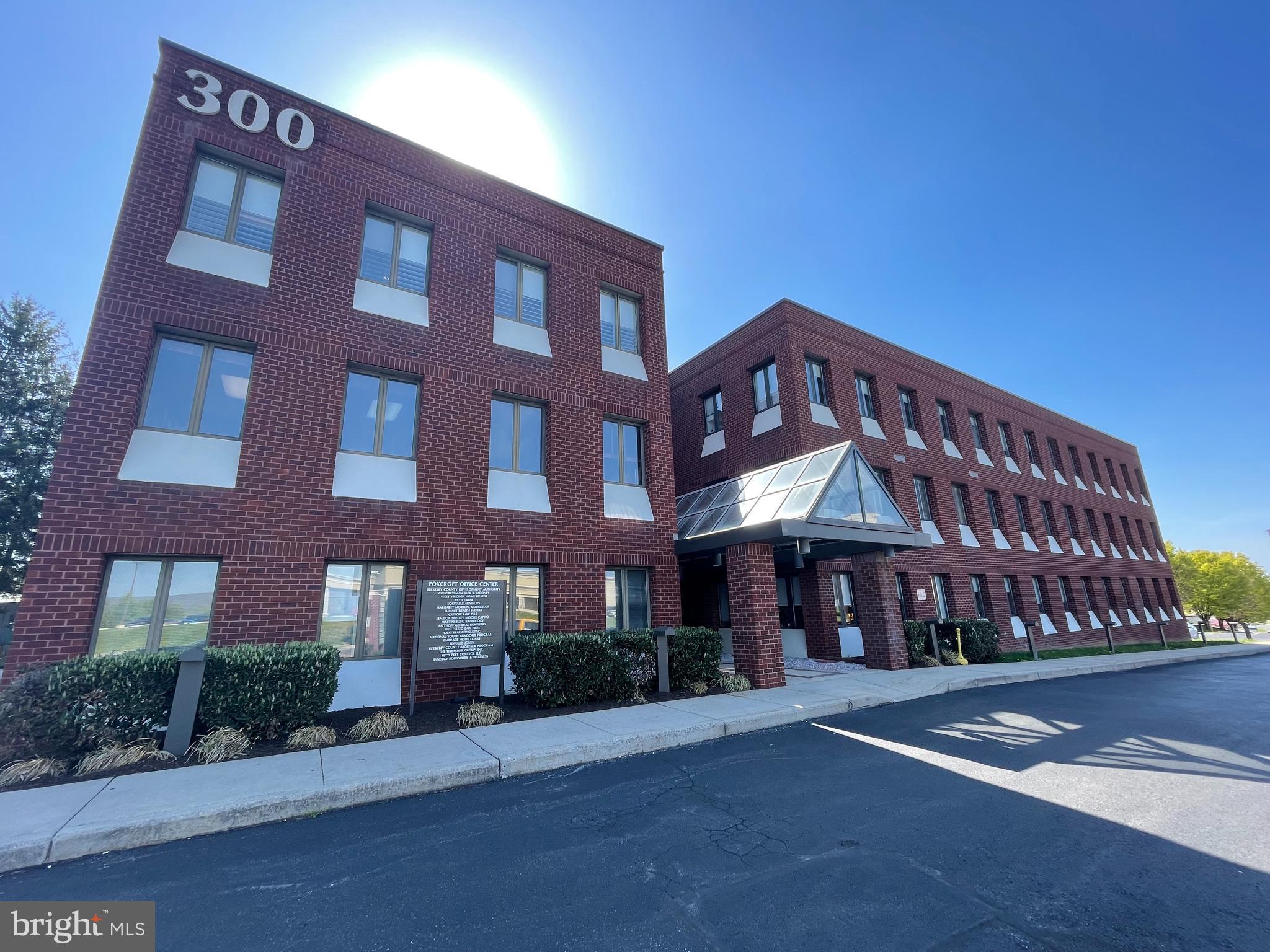 FOXCROFT OFFICE BLDG - Commercial Lease