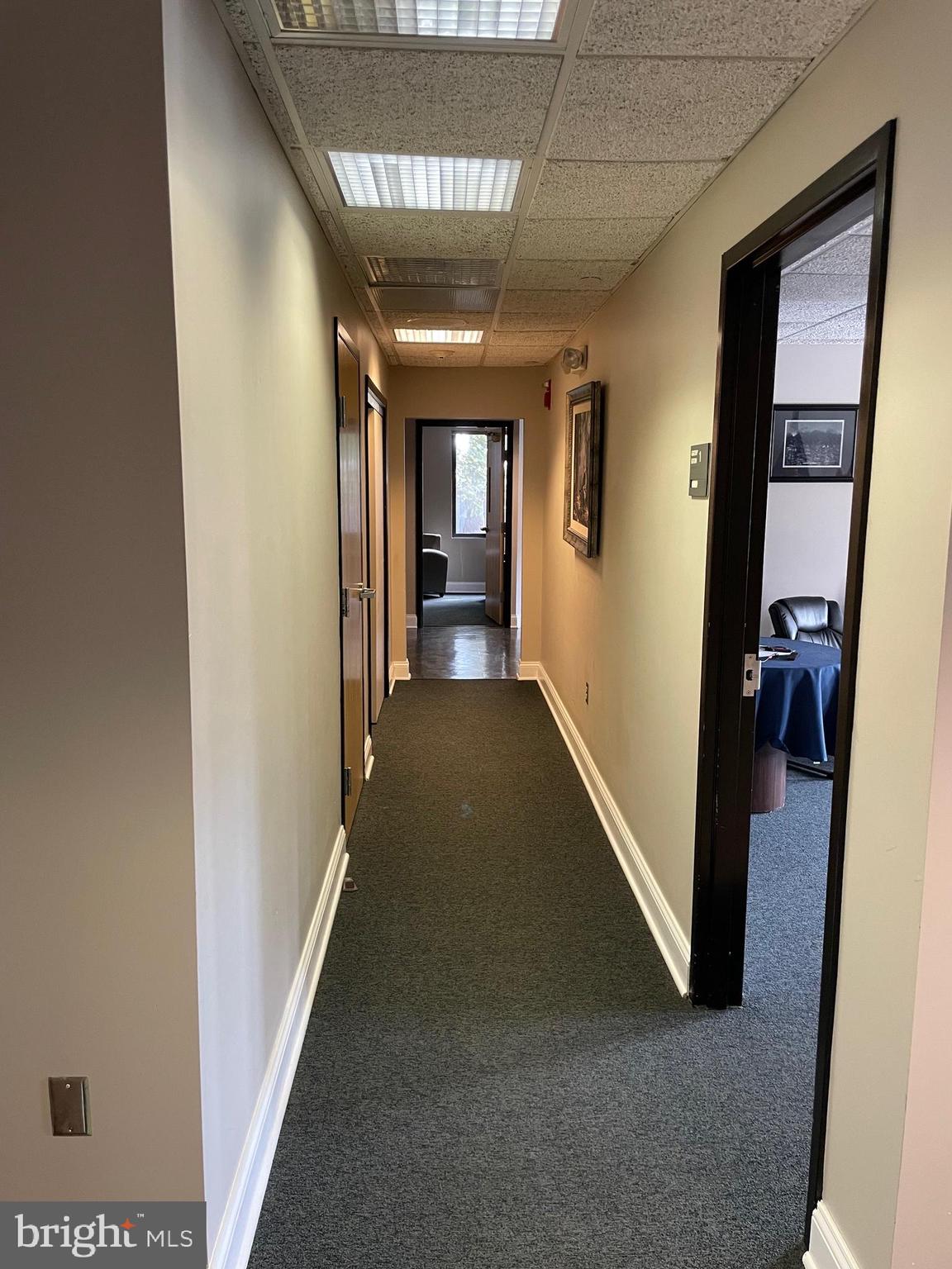 FOXCROFT OFFICE BLDG - Commercial Lease