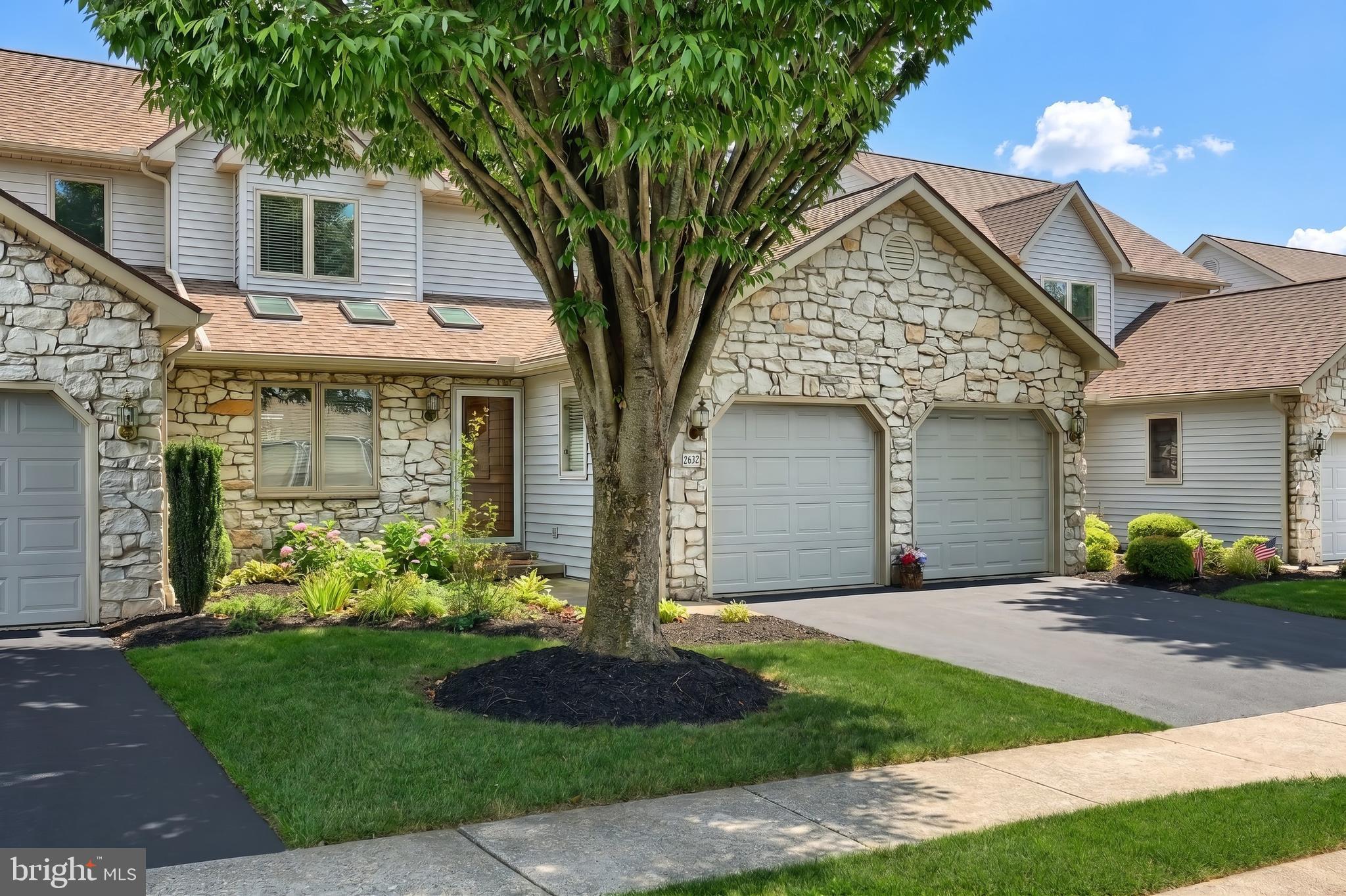 2632 FAIRWAY DRIVE 2632