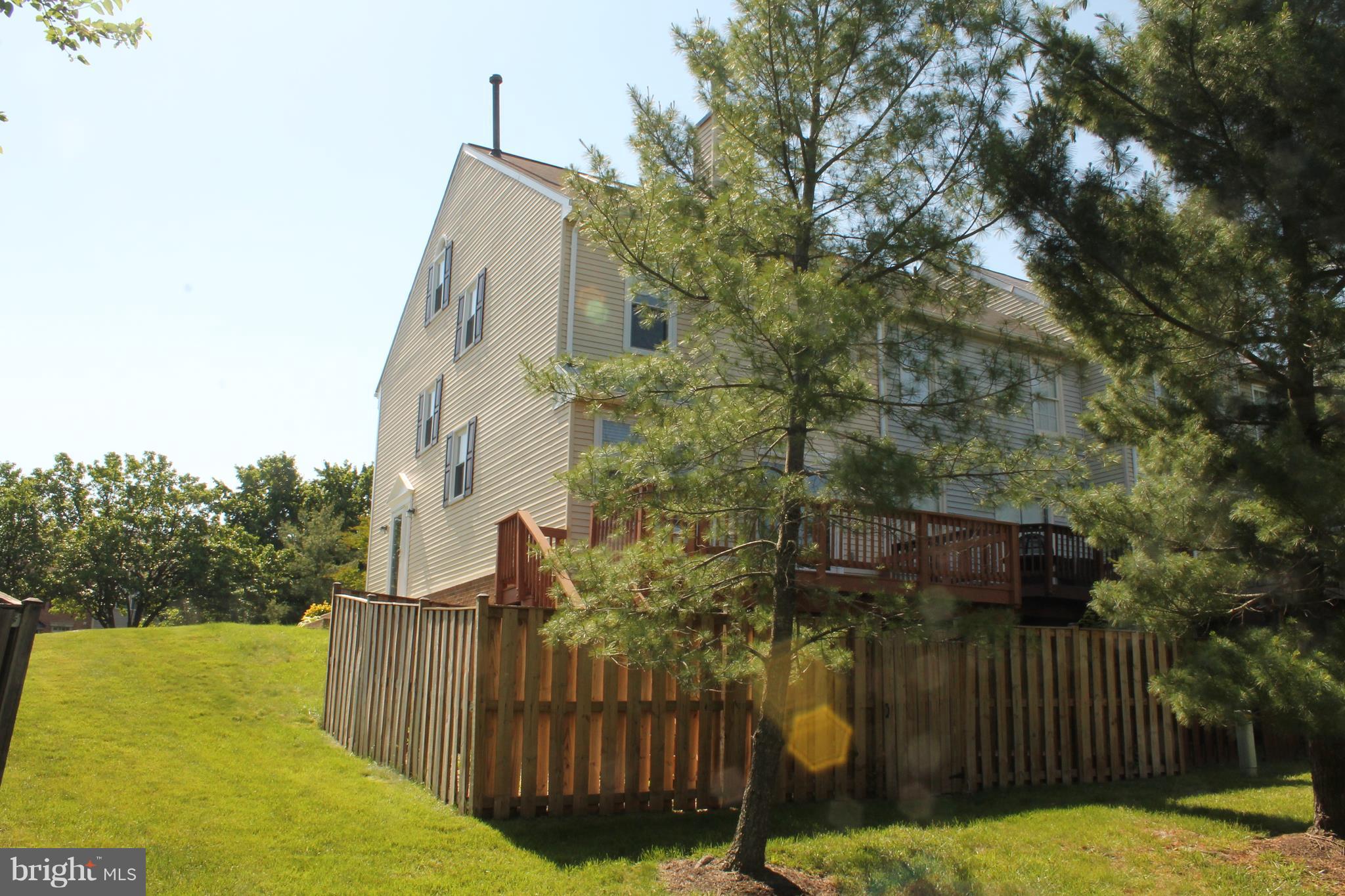 ASHBURN FARM - Residential Lease