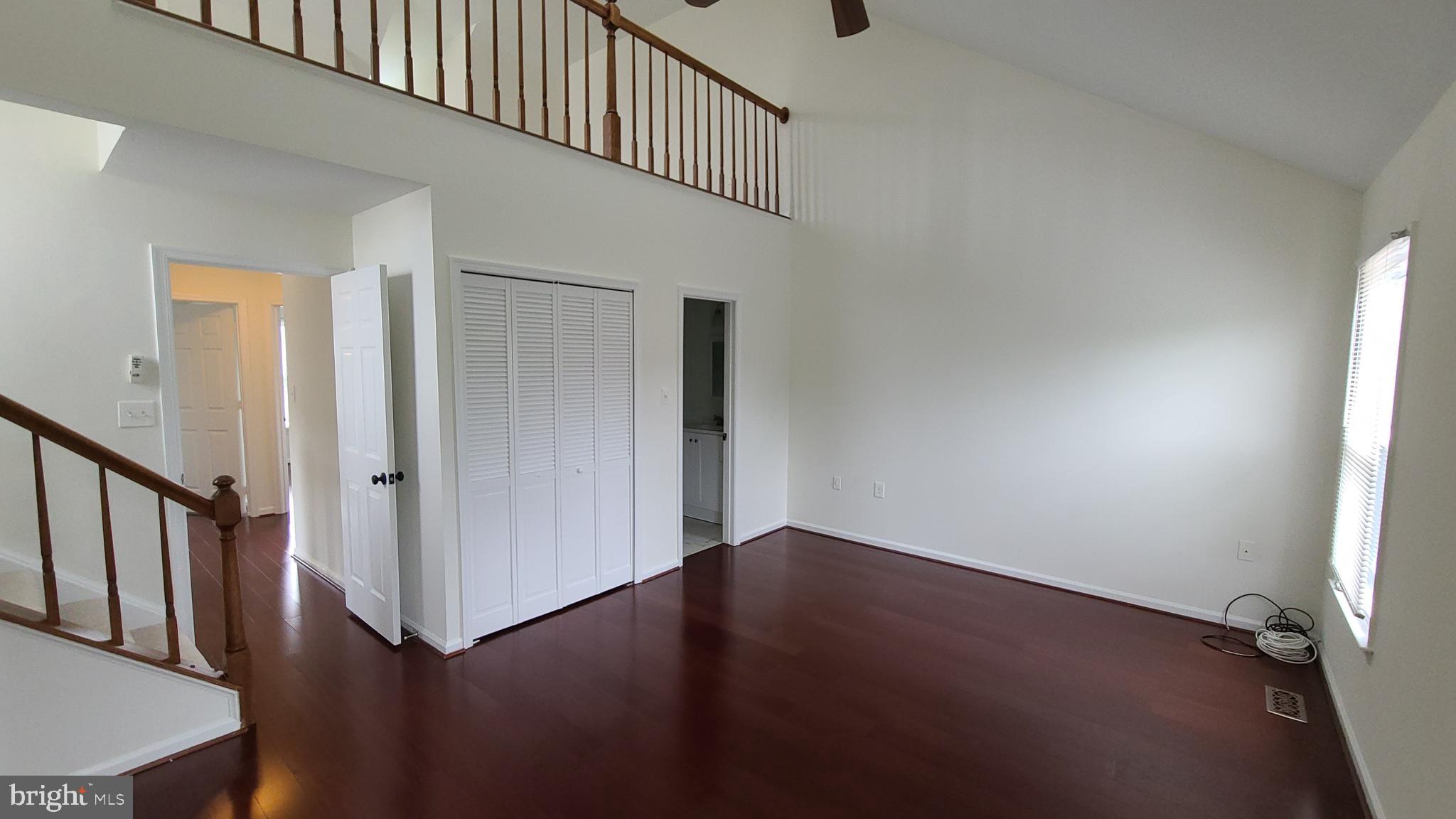 ASHBURN FARM - Residential Lease