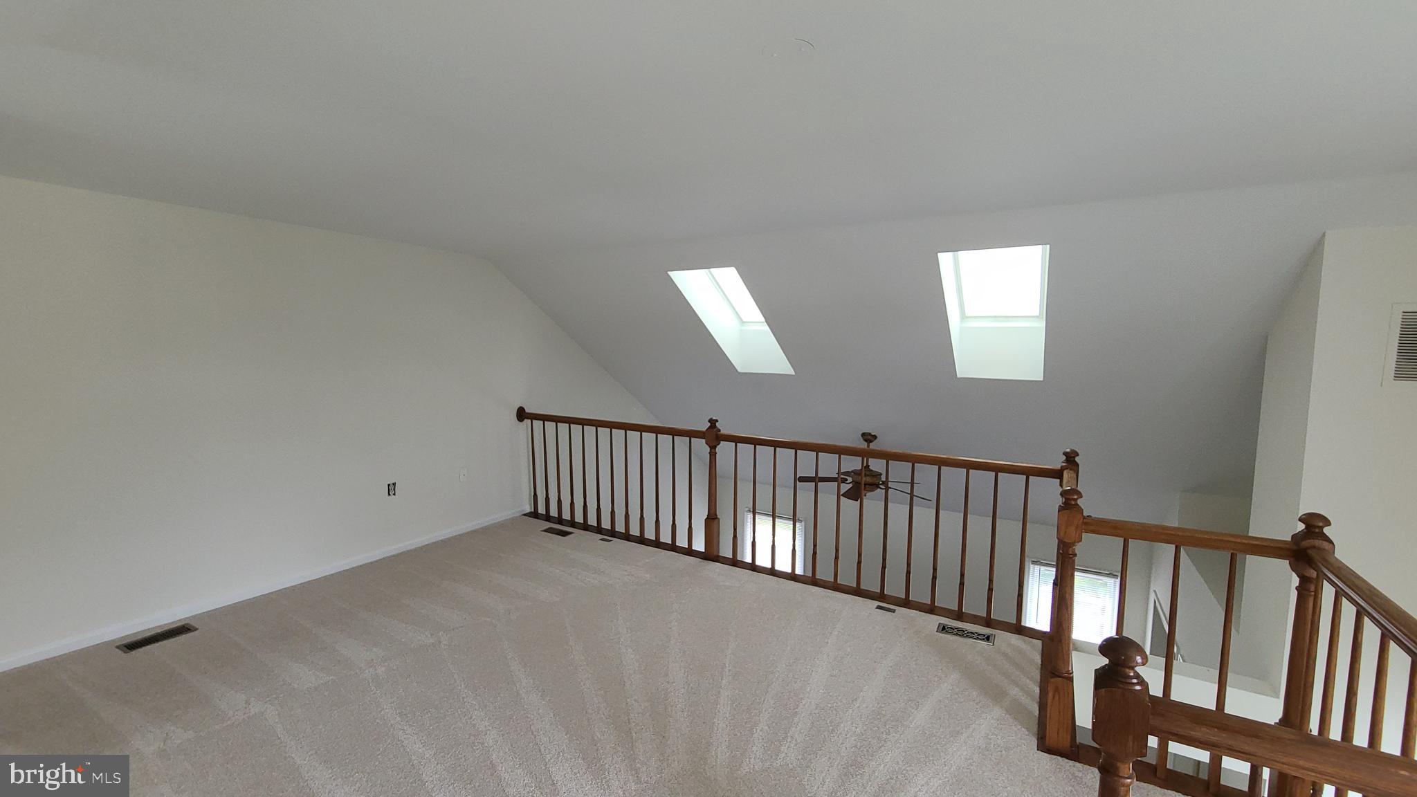 ASHBURN FARM - Residential Lease