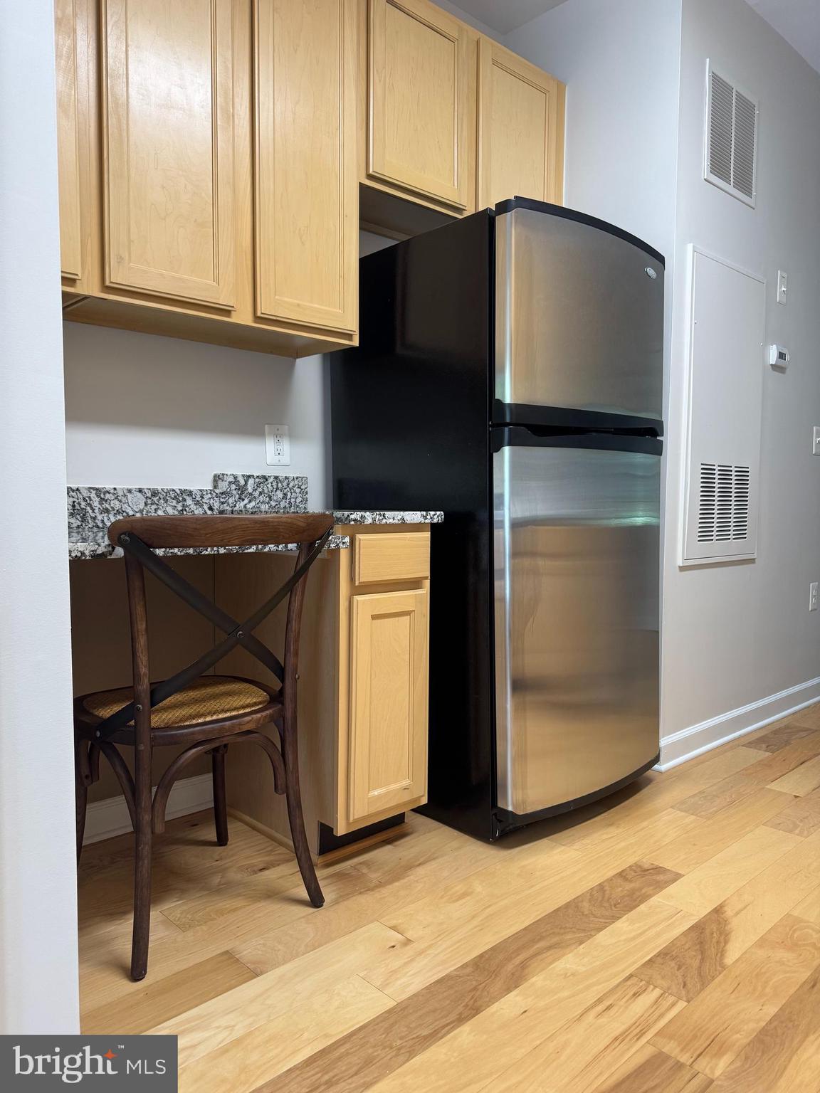 42429 ROCKROSE SQUARE