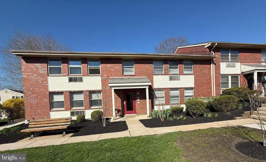 2nd-floor condo in The Court at Henderson II offering peaceful courtyard views. Features a spacious living room, combined kitchen and dining area, full bath with soaking tub, and 2 generously sized bedrooms, along with linen and coat closets. Includes in-unit laundry and a basement storage locker. Recent improvements include a new roof, new carpeting in common areas, and a new heating/ac unit in the living room. Ideally located near transportation, shopping, dining, and just minutes from King of Prussia Mall. Sold as-is, this is a great opportunity for investors, renovators, or buyers seeking an affordable home with potential. Schedule your showing today!

The accuracy of all details, including pet restrictions, condo fees, capital contribution fees, and parking reservation fee, is subject to verification by the Buyer using the official condo documents, which supersede any information provided in this MLS listing.