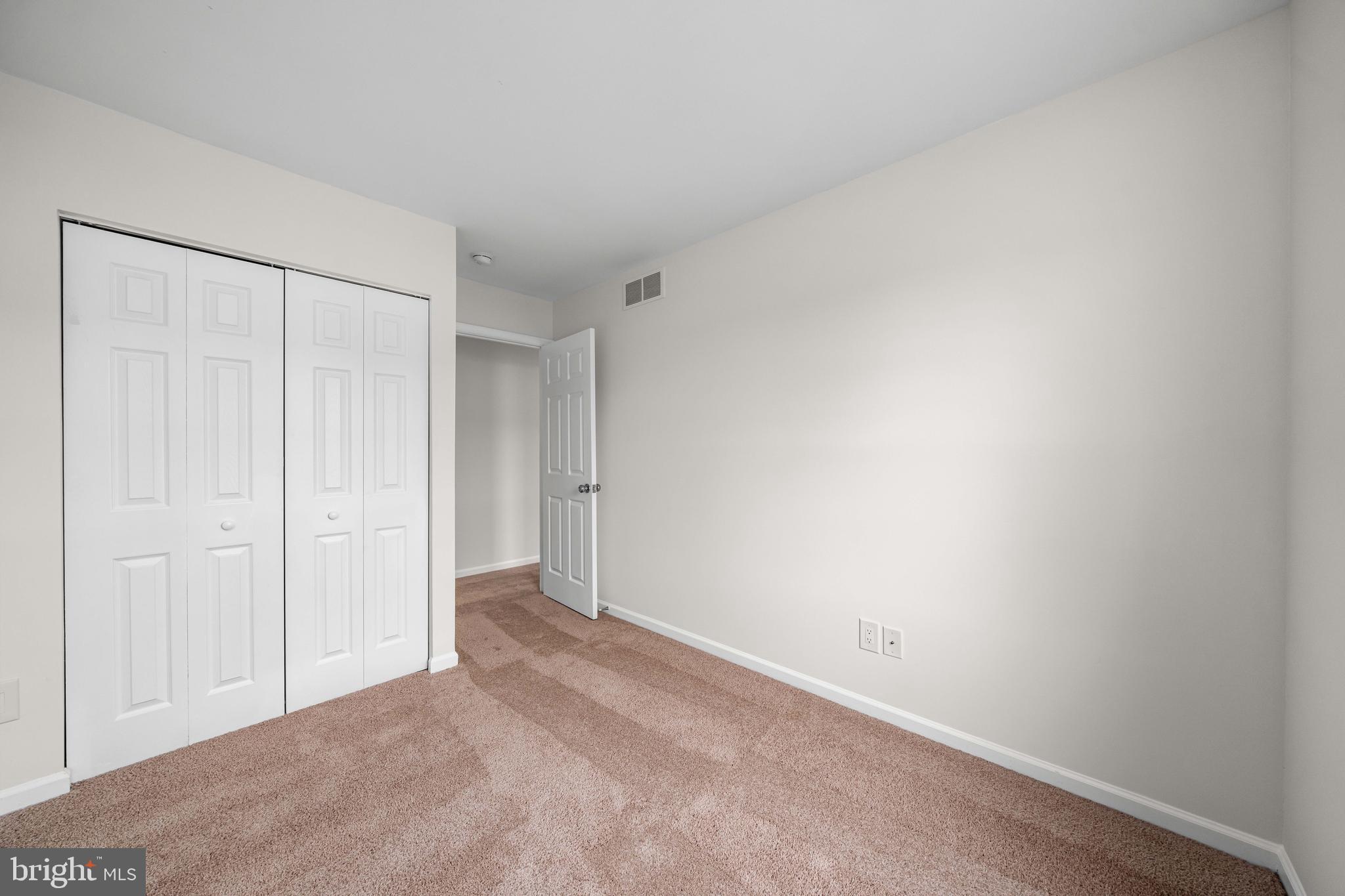 MIDDLETOWN VILLAGE - Residential