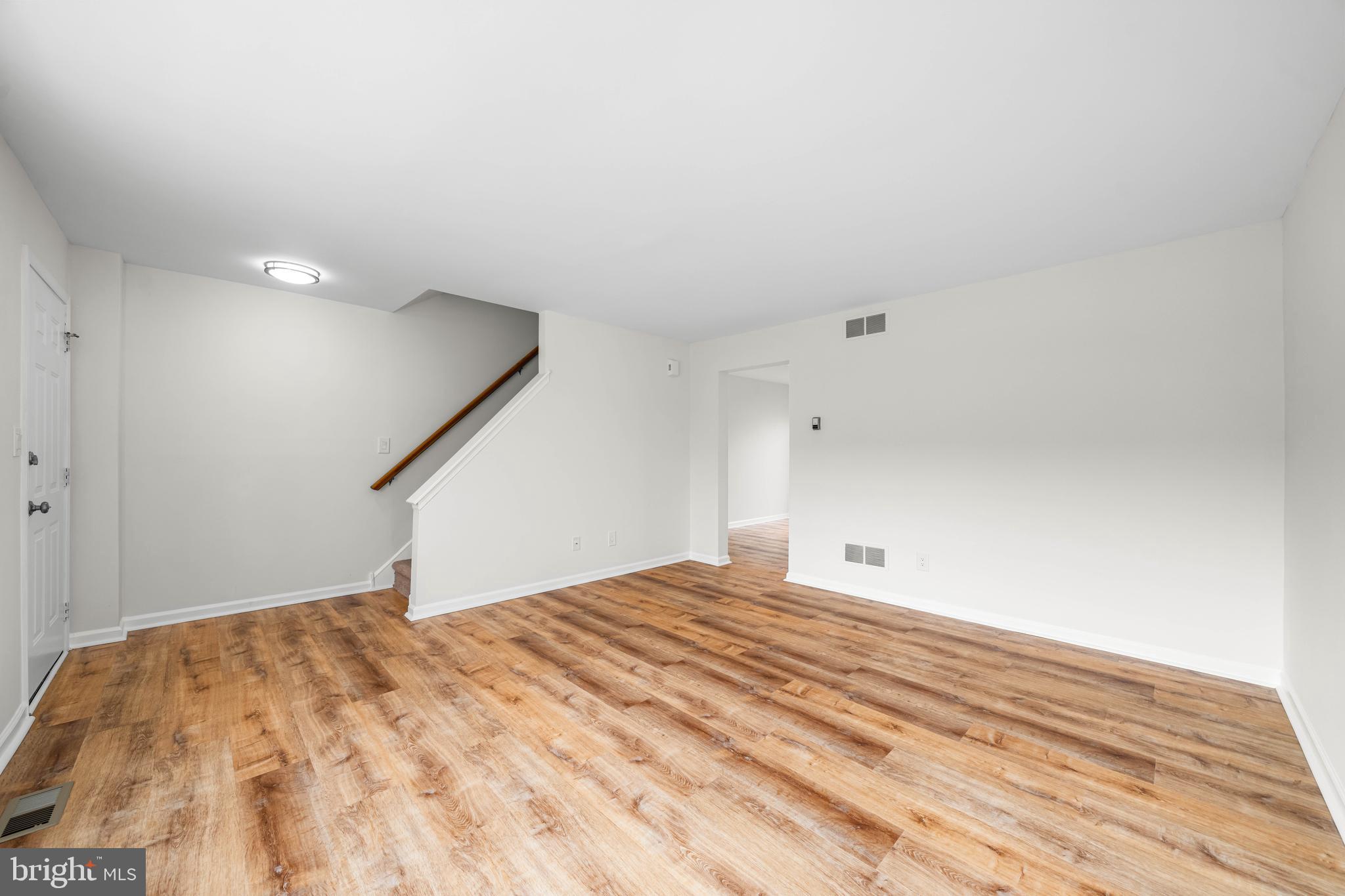 MIDDLETOWN VILLAGE - Residential