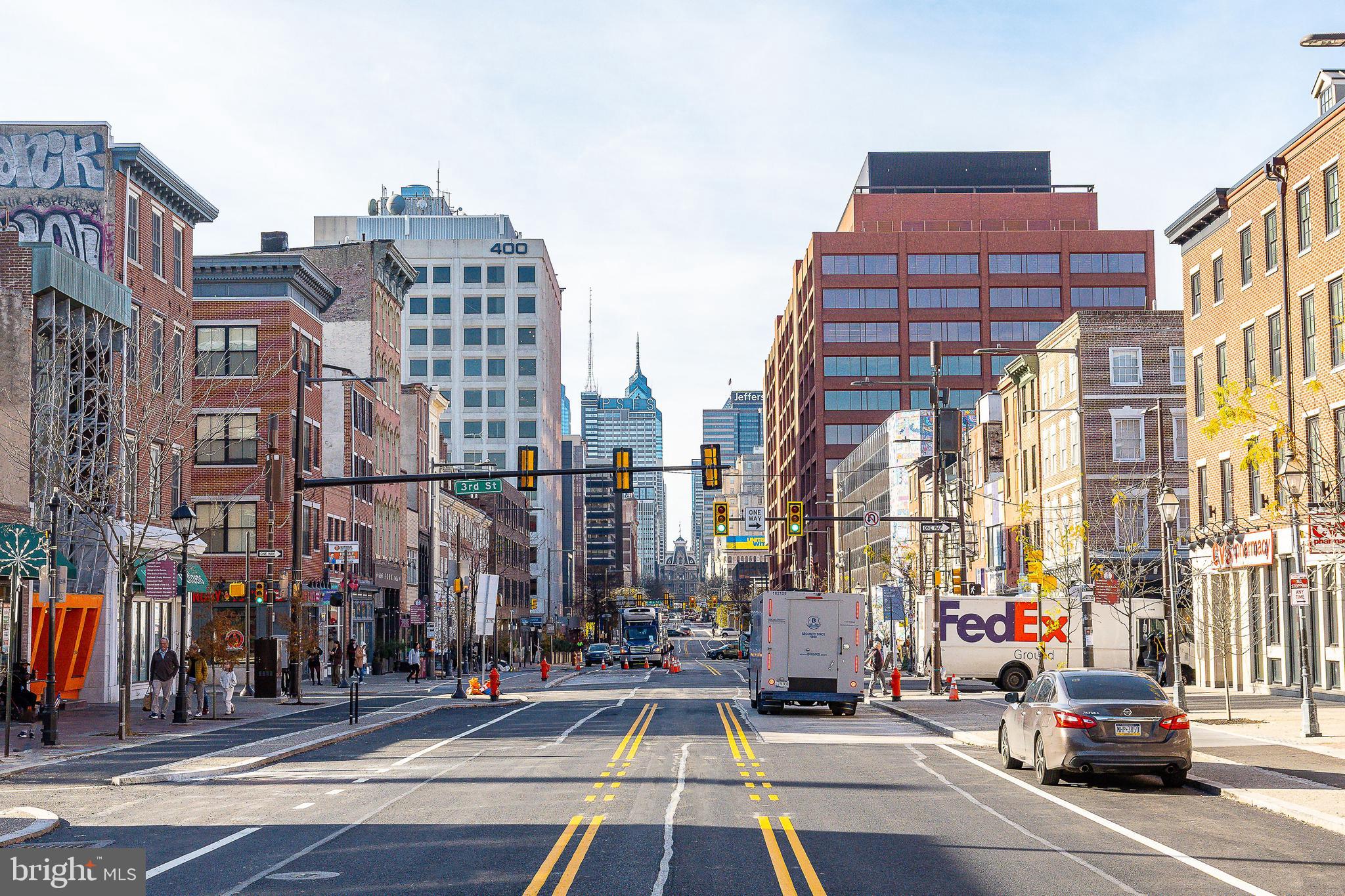 OLD CITY - Commercial Sale