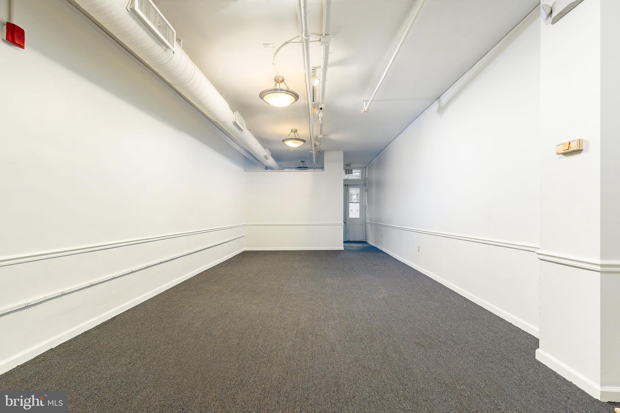 OLD CITY - Commercial Sale