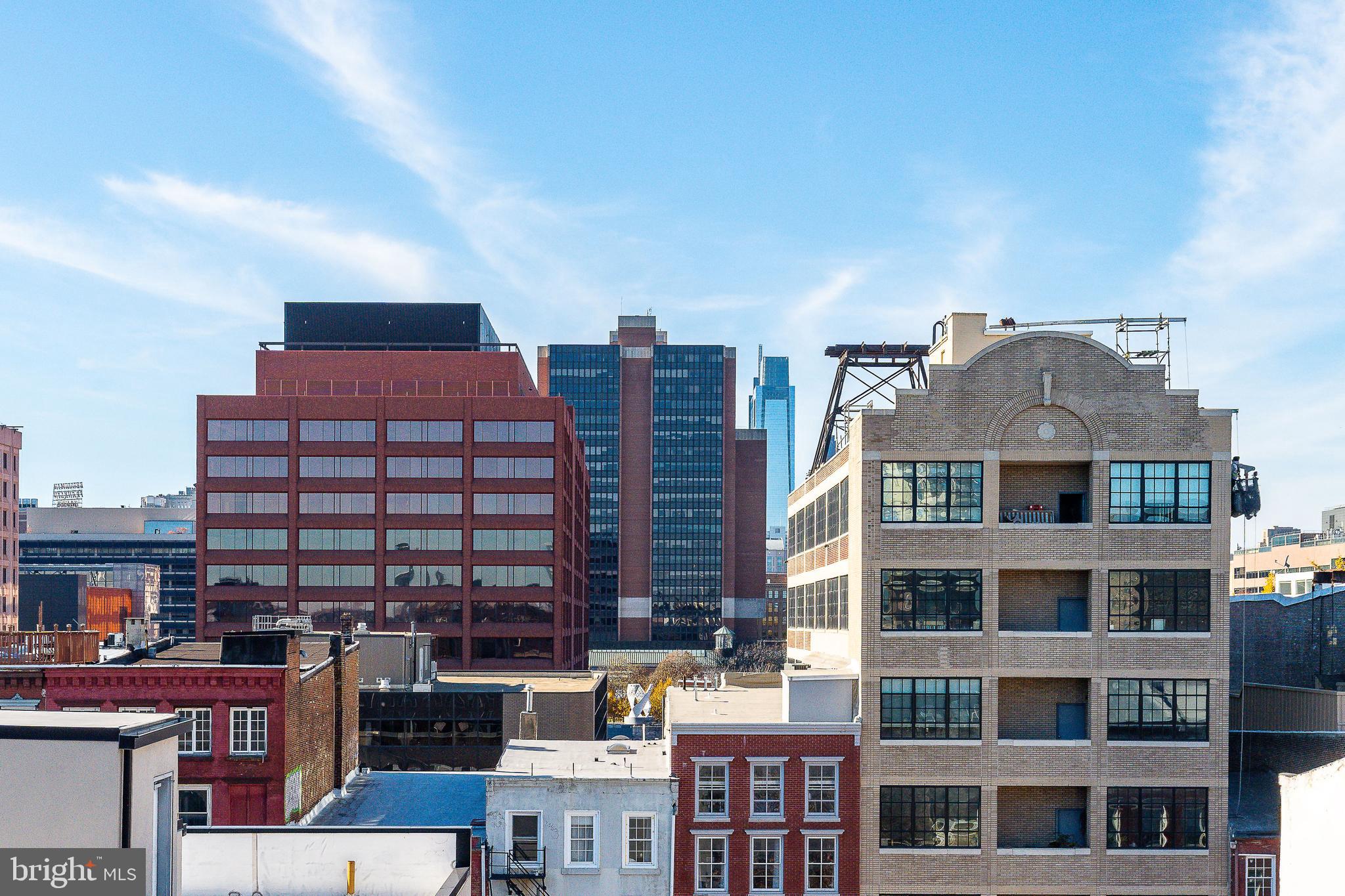 OLD CITY - Commercial Sale