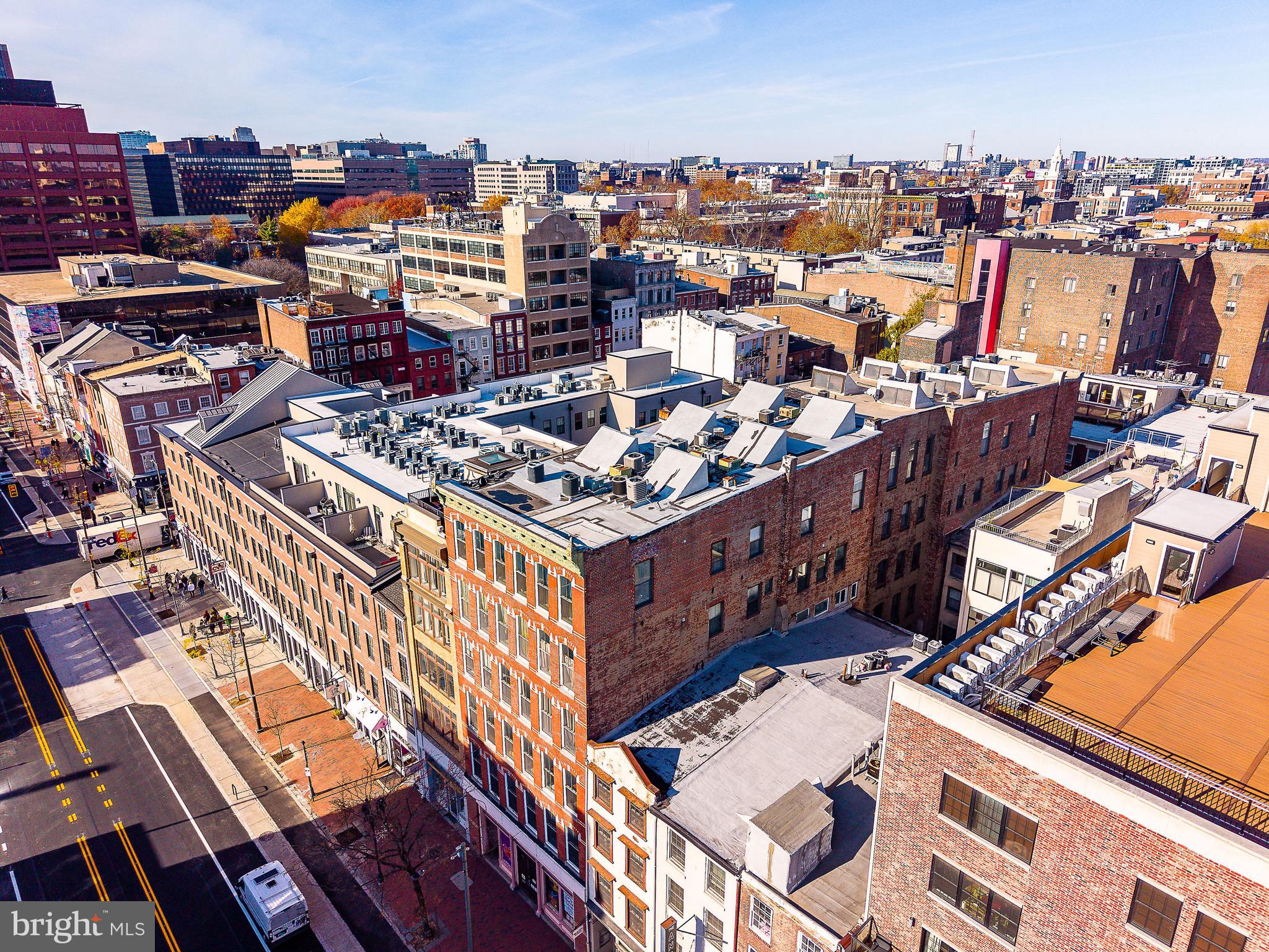 OLD CITY - Commercial Sale