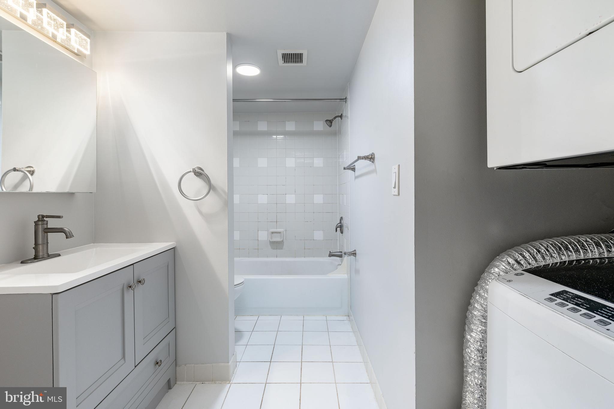 OLD CITY - Commercial Sale