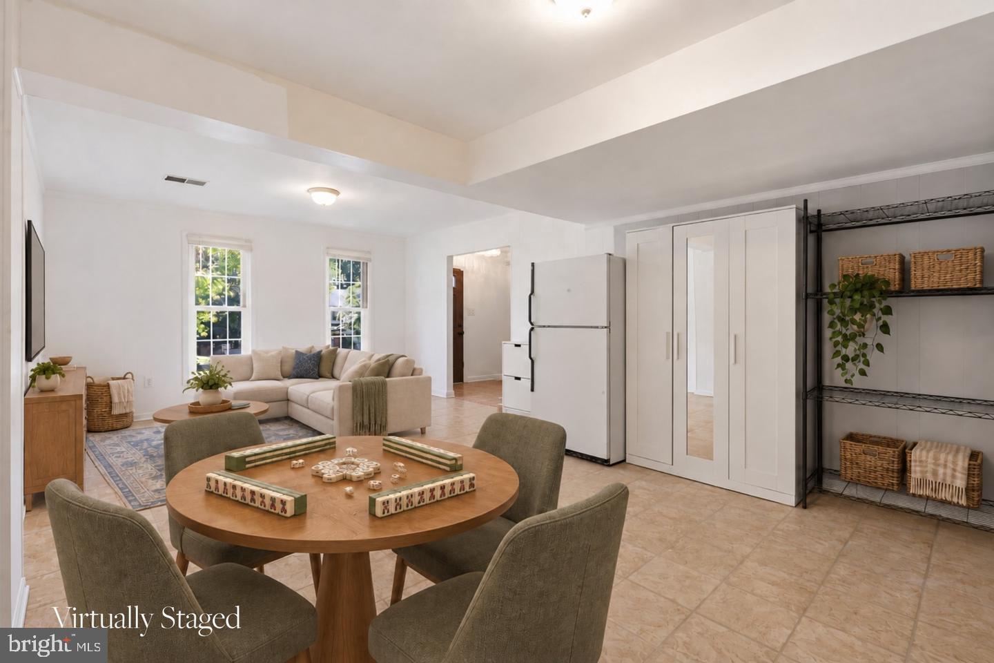 5872 KARA PLACE