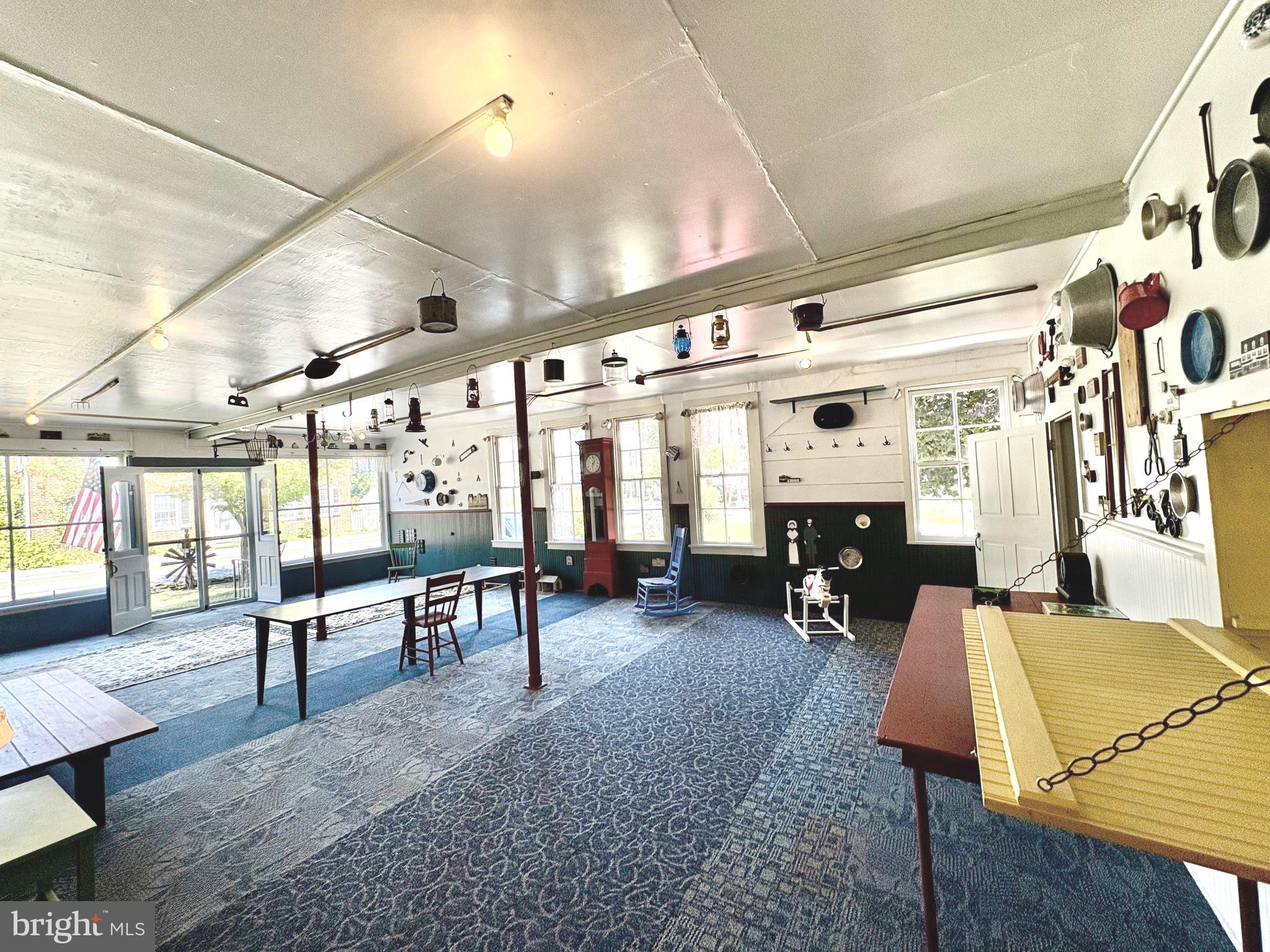 UNIONTOWN - Residential