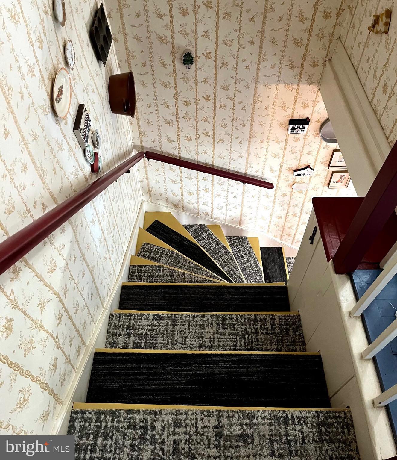 UNIONTOWN - Residential